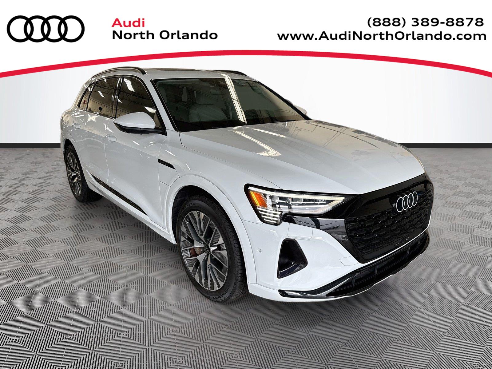  2024 Audi Q8 e-tron quattro Premium Plus AWD   