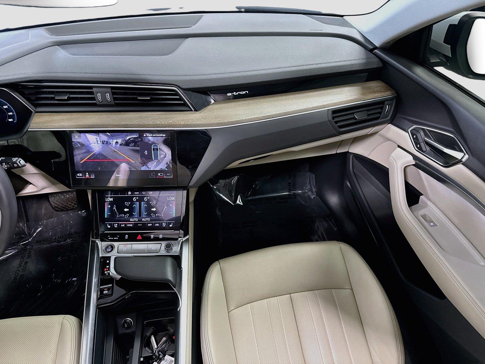 2024 Audi Q8 e-tron Premium Plus