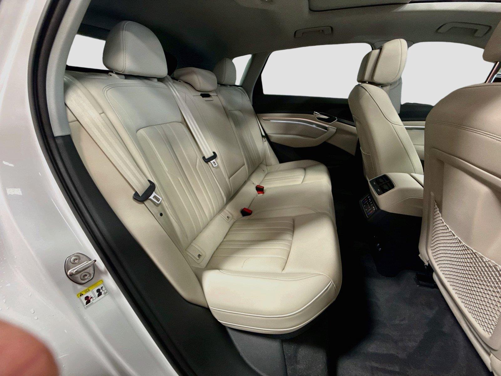 2024 Audi Q8 e-tron Premium Plus