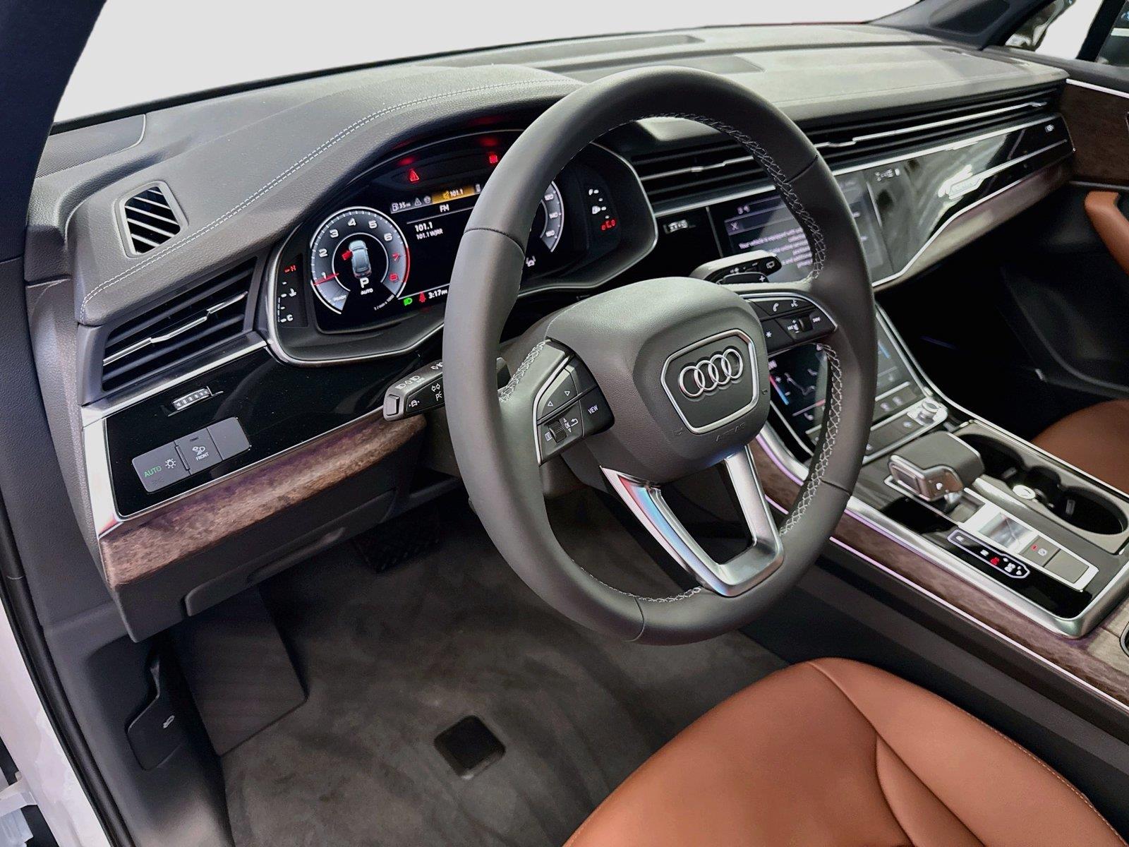 2026 Audi Q7 Premium