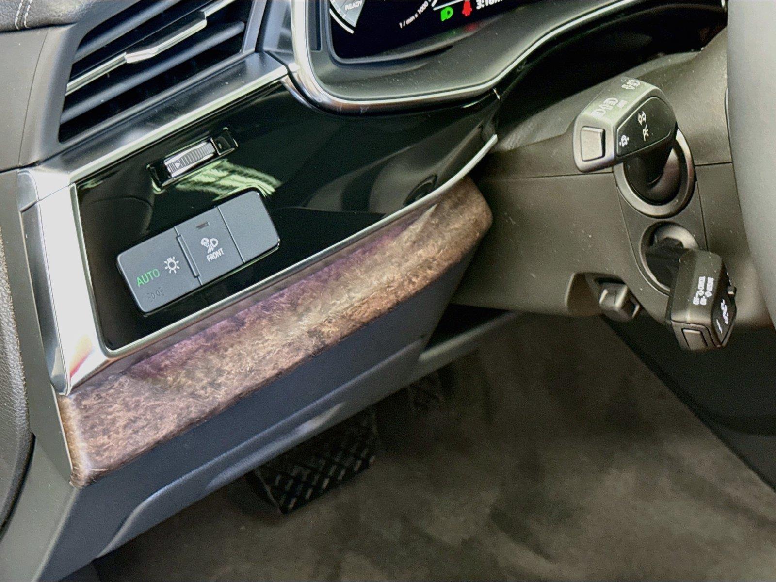 2026 Audi Q7 Premium