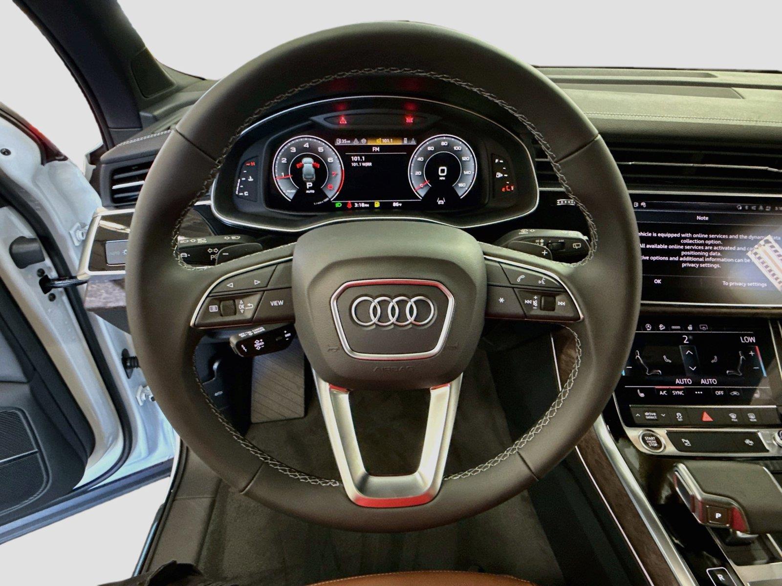2026 Audi Q7 Premium