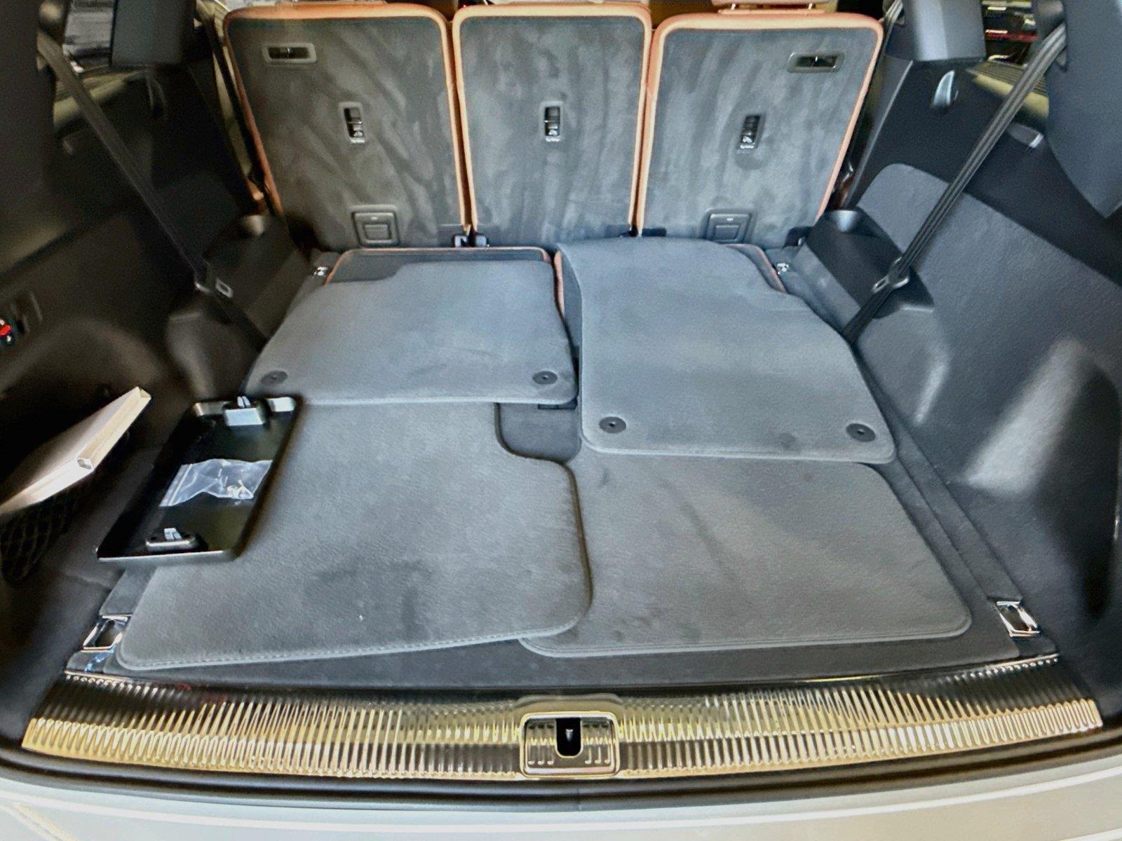 2026 Audi Q7 Premium