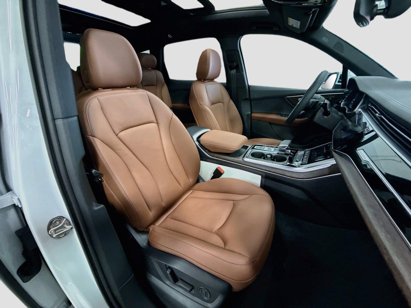 2026 Audi Q7 Premium
