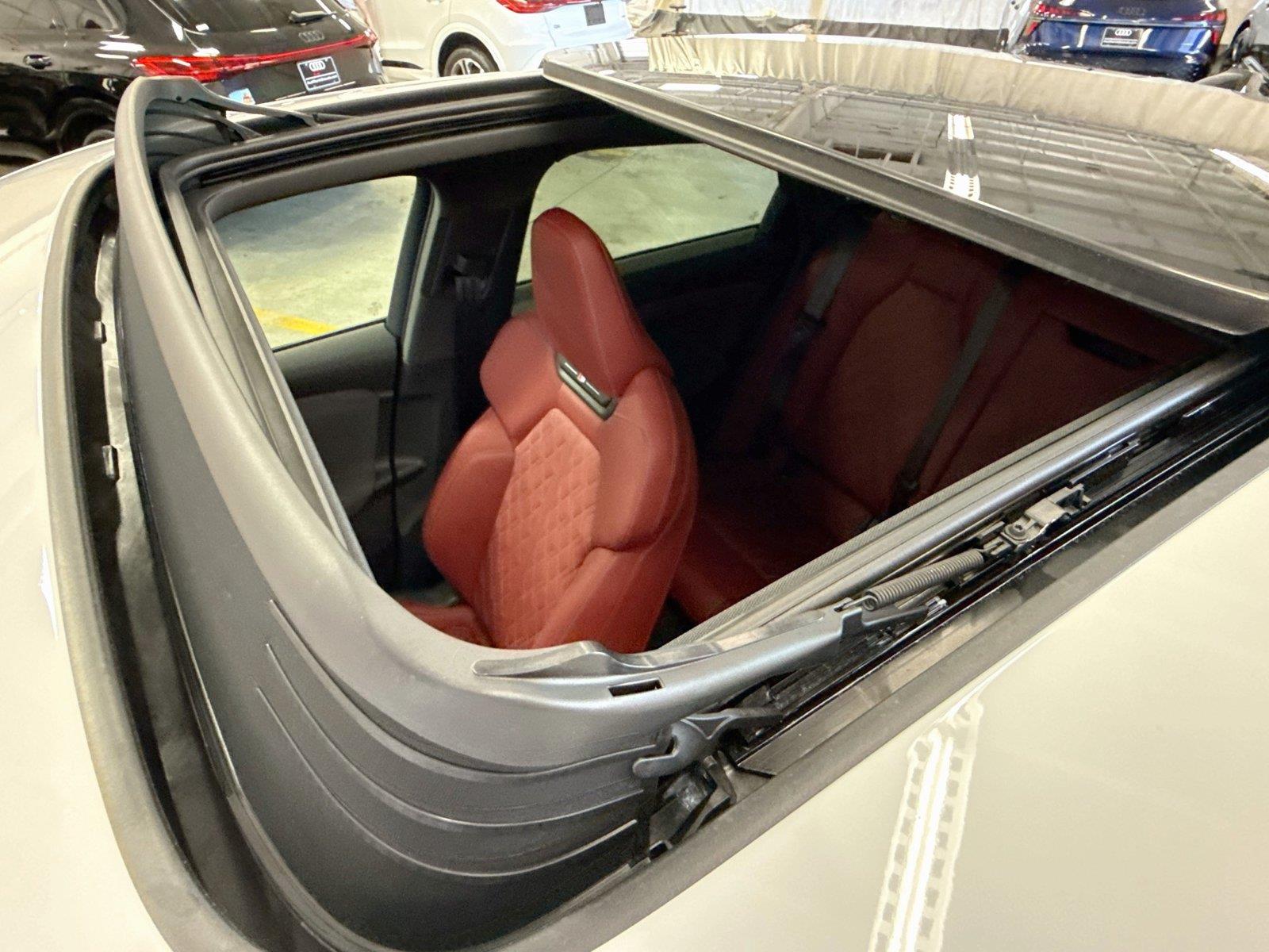 2027 Audi SQ6 e-tron Sportback Prestige