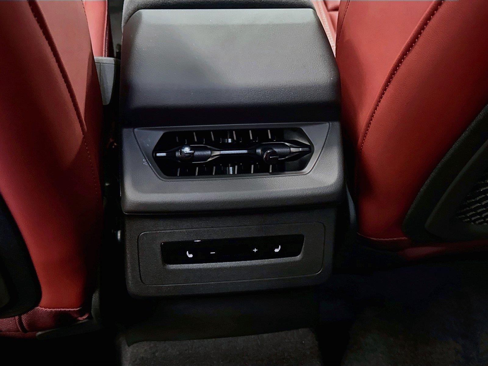 2027 Audi SQ6 e-tron Sportback Prestige