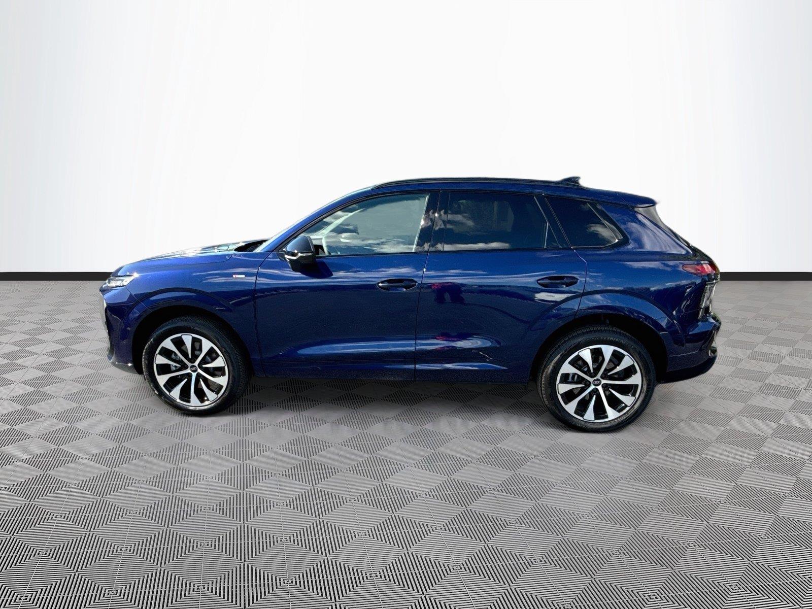 2026 Audi Q3 S line