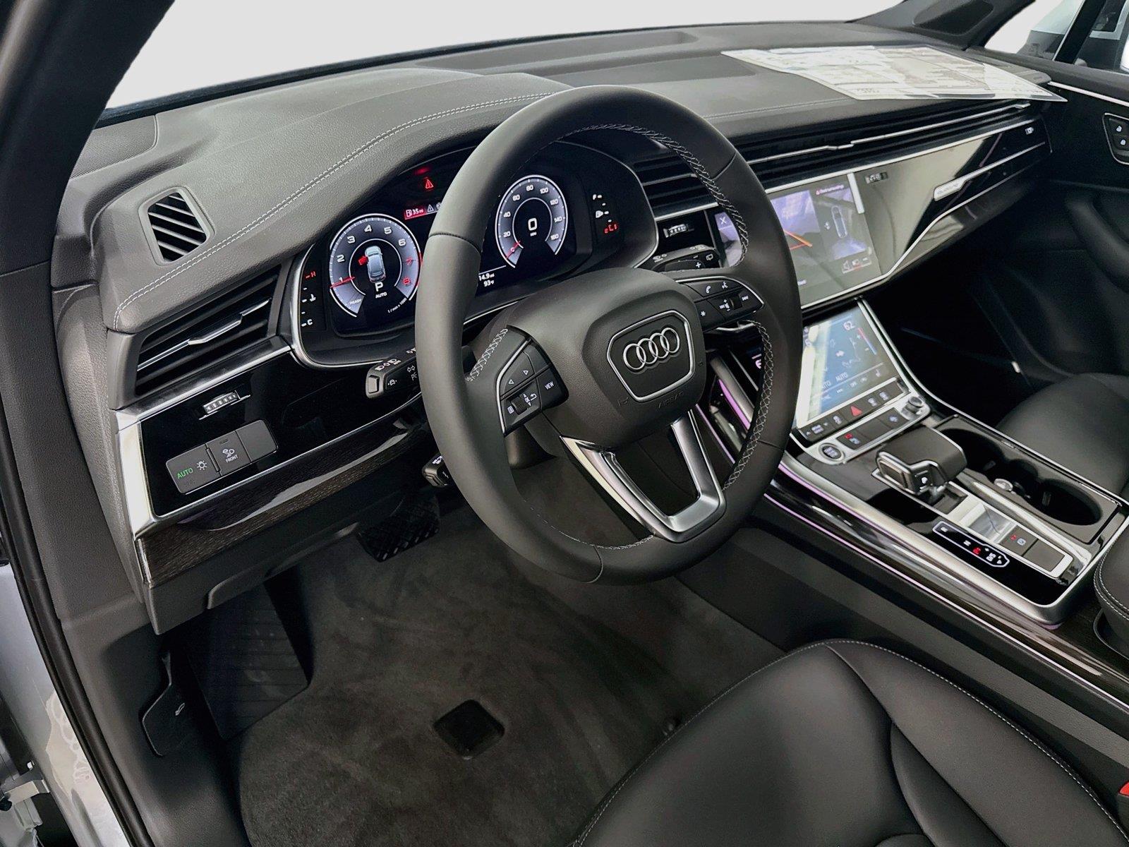 2026 Audi Q7 Premium