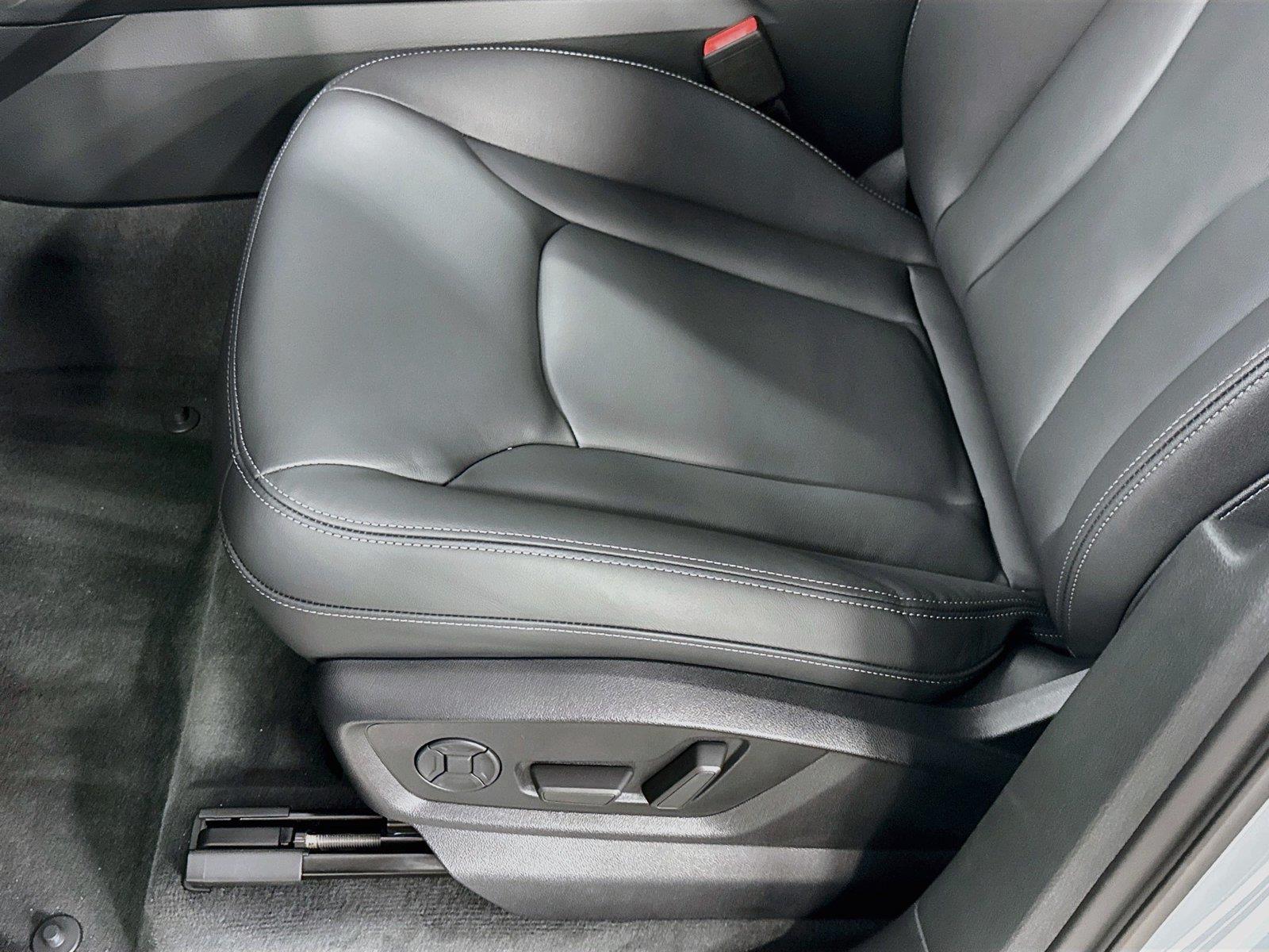 2026 Audi Q7 Premium