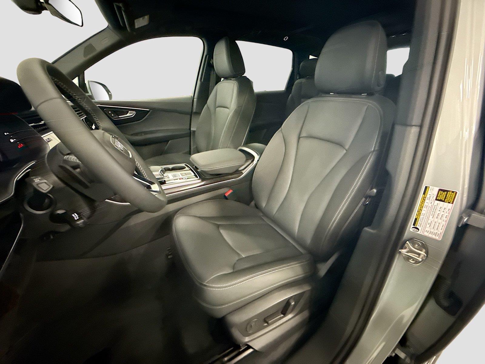 2026 Audi Q7 Premium