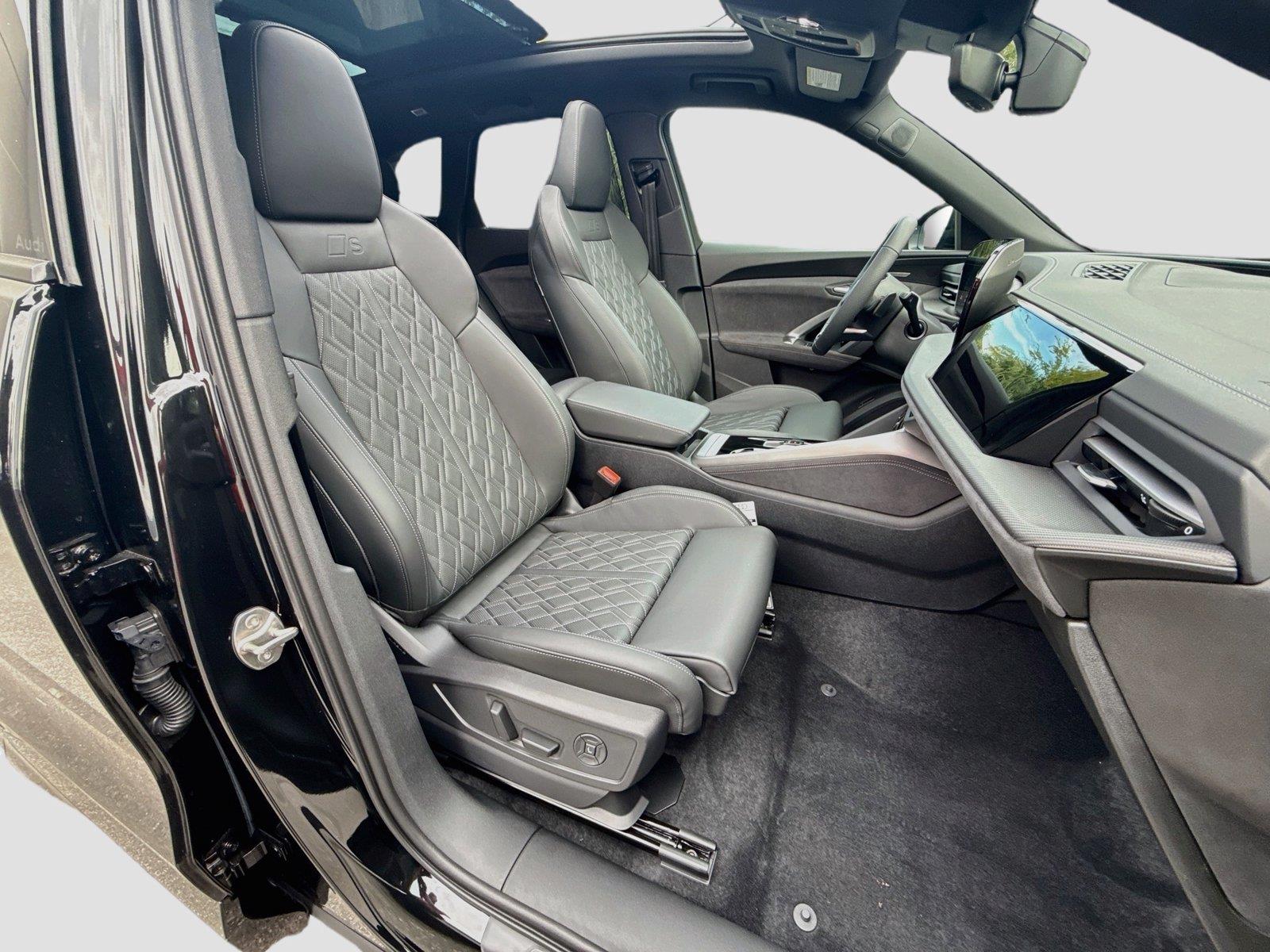 2026 Audi SQ5 Premium Plus