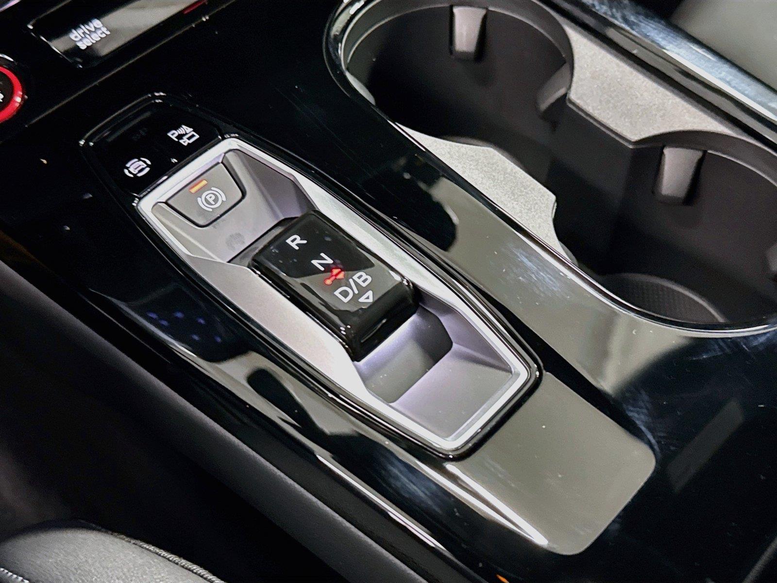 2027 AUDI SQ6 E-TRON SPOR