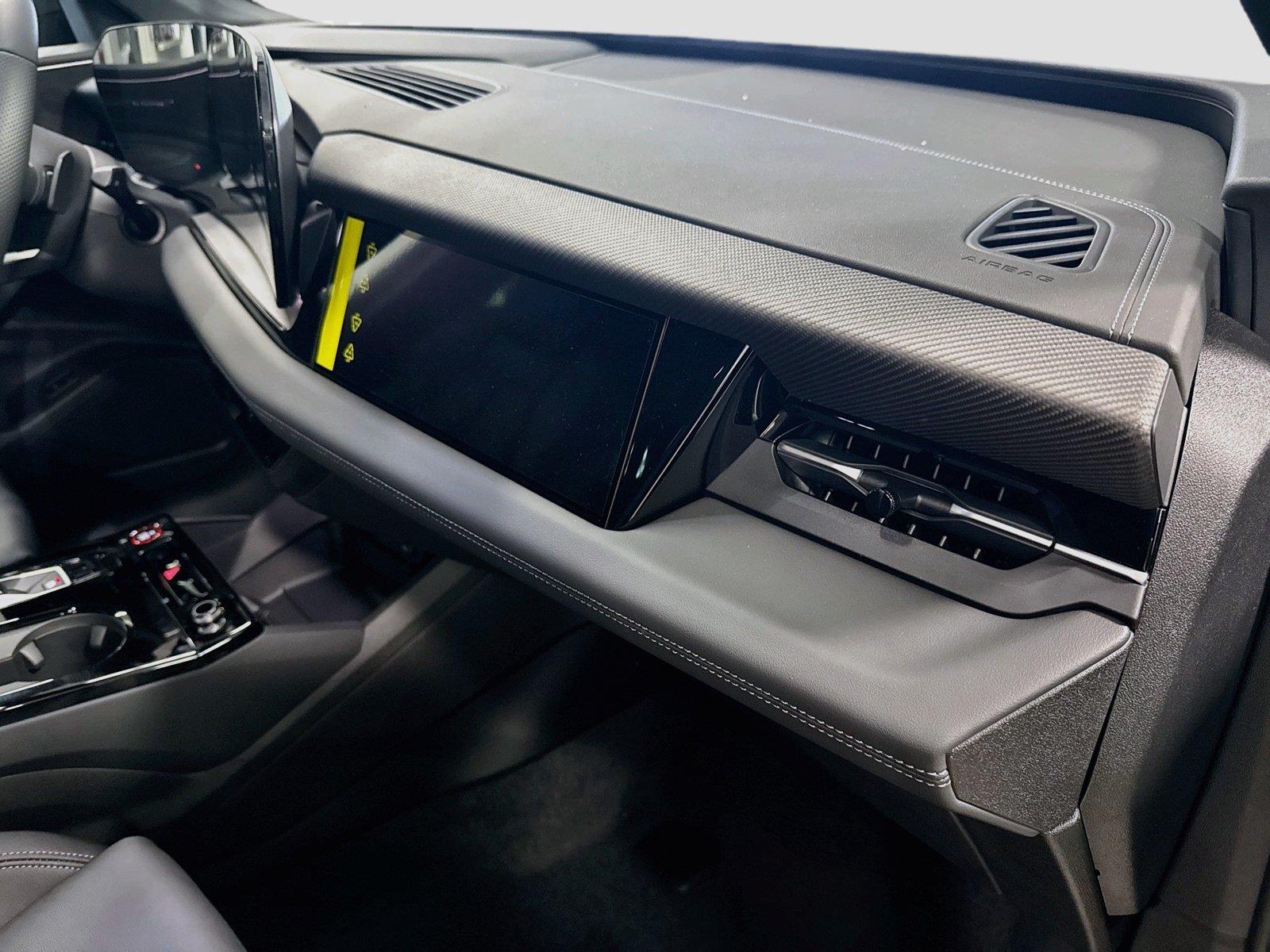 2027 AUDI SQ6 E-TRON SPOR