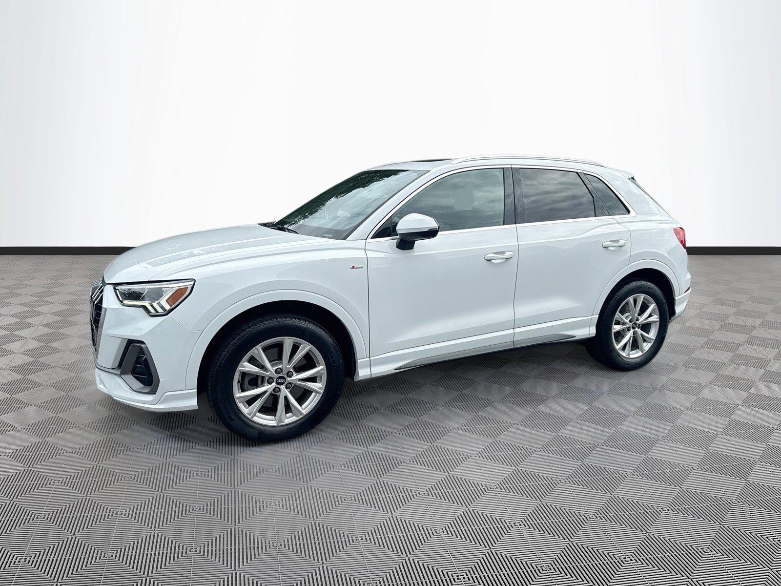 2021 Audi Q3 S line Premium Plus