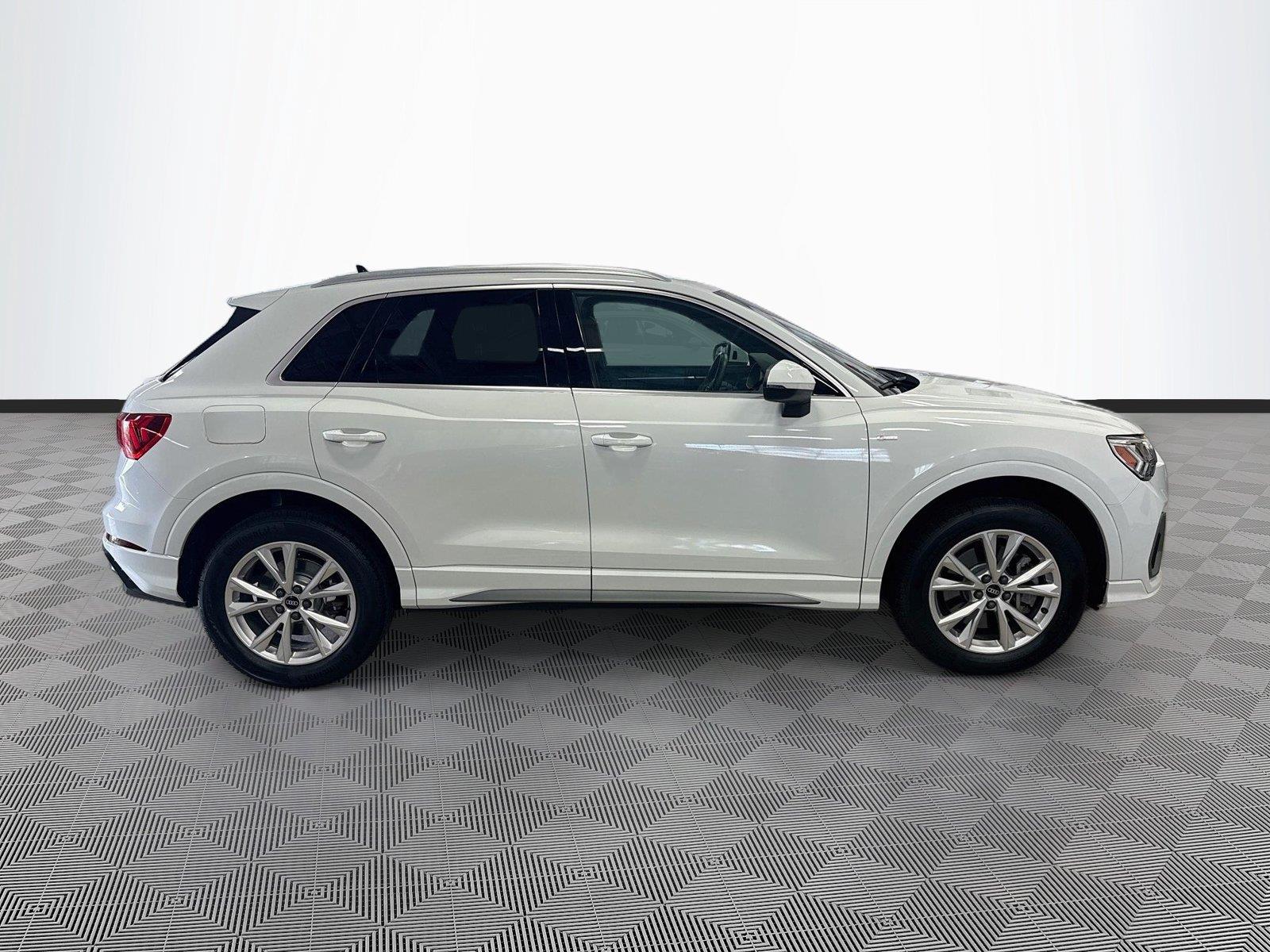 2021 Audi Q3 S line Premium Plus