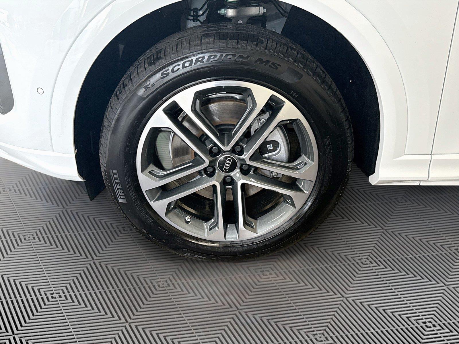 2026 Audi Q5 Premium