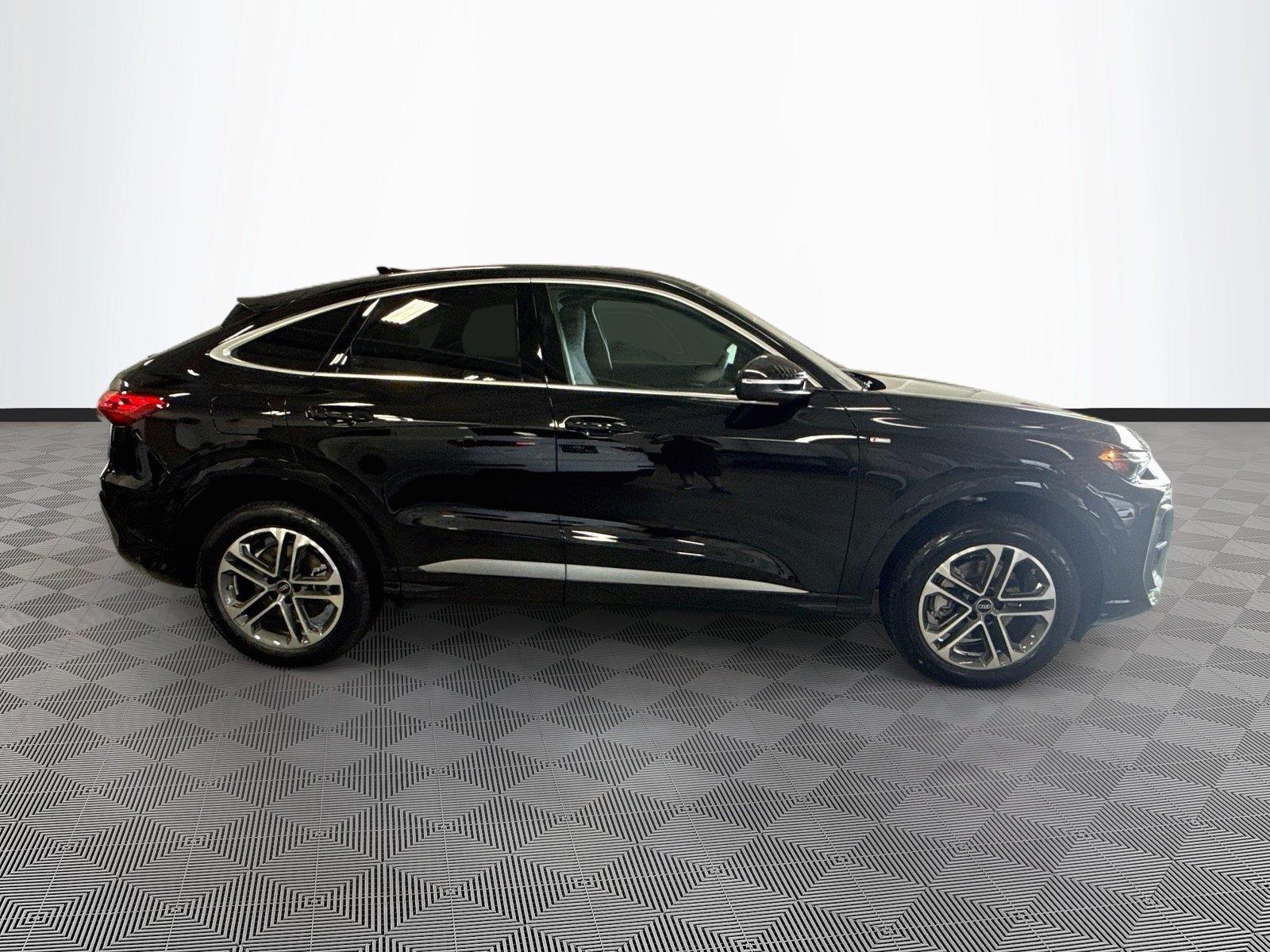 2026 Audi Q5 Sportback Premium