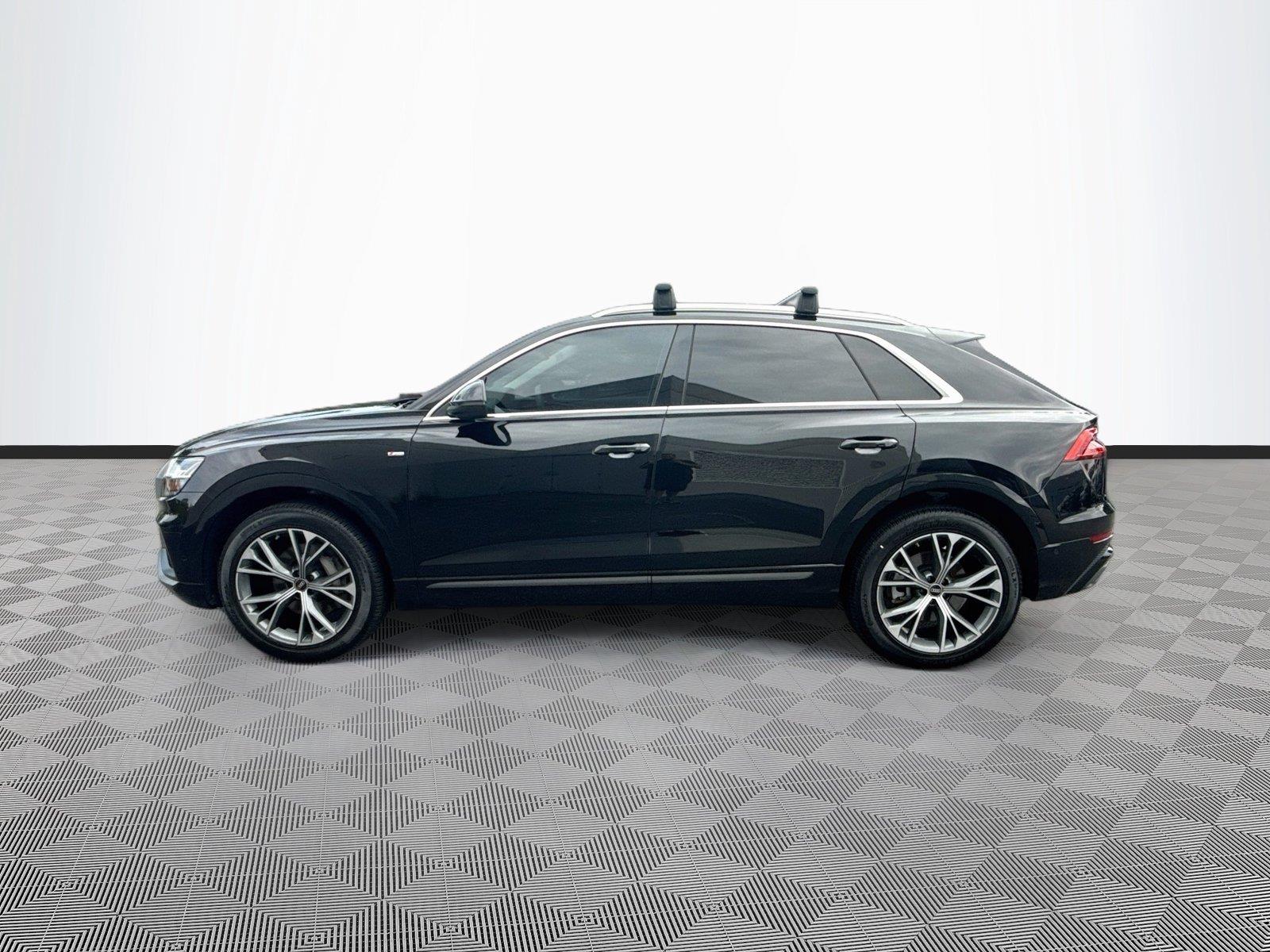 2023 AUDI Q8
