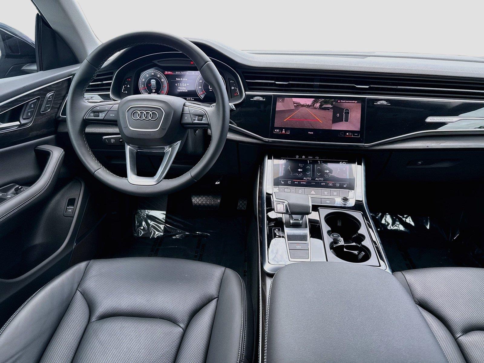 2023 AUDI Q8