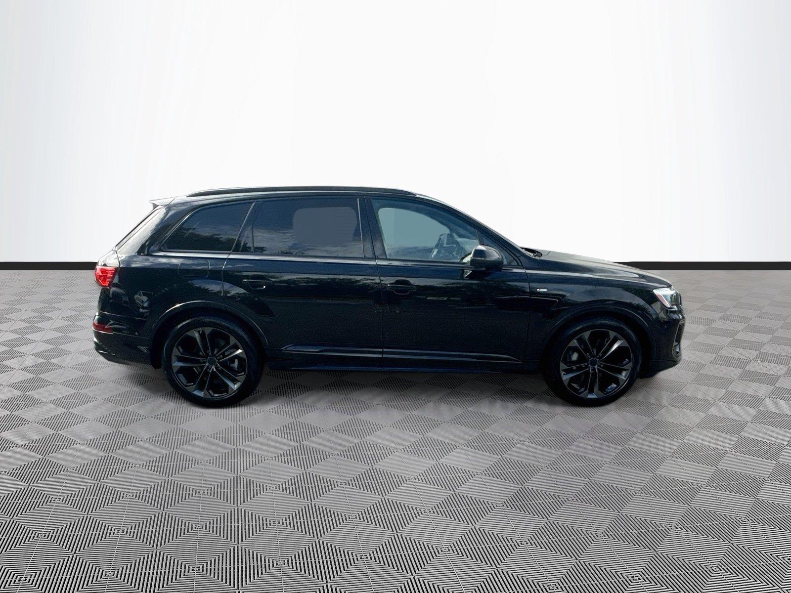 2026 Audi Q7 S line Premium Plus