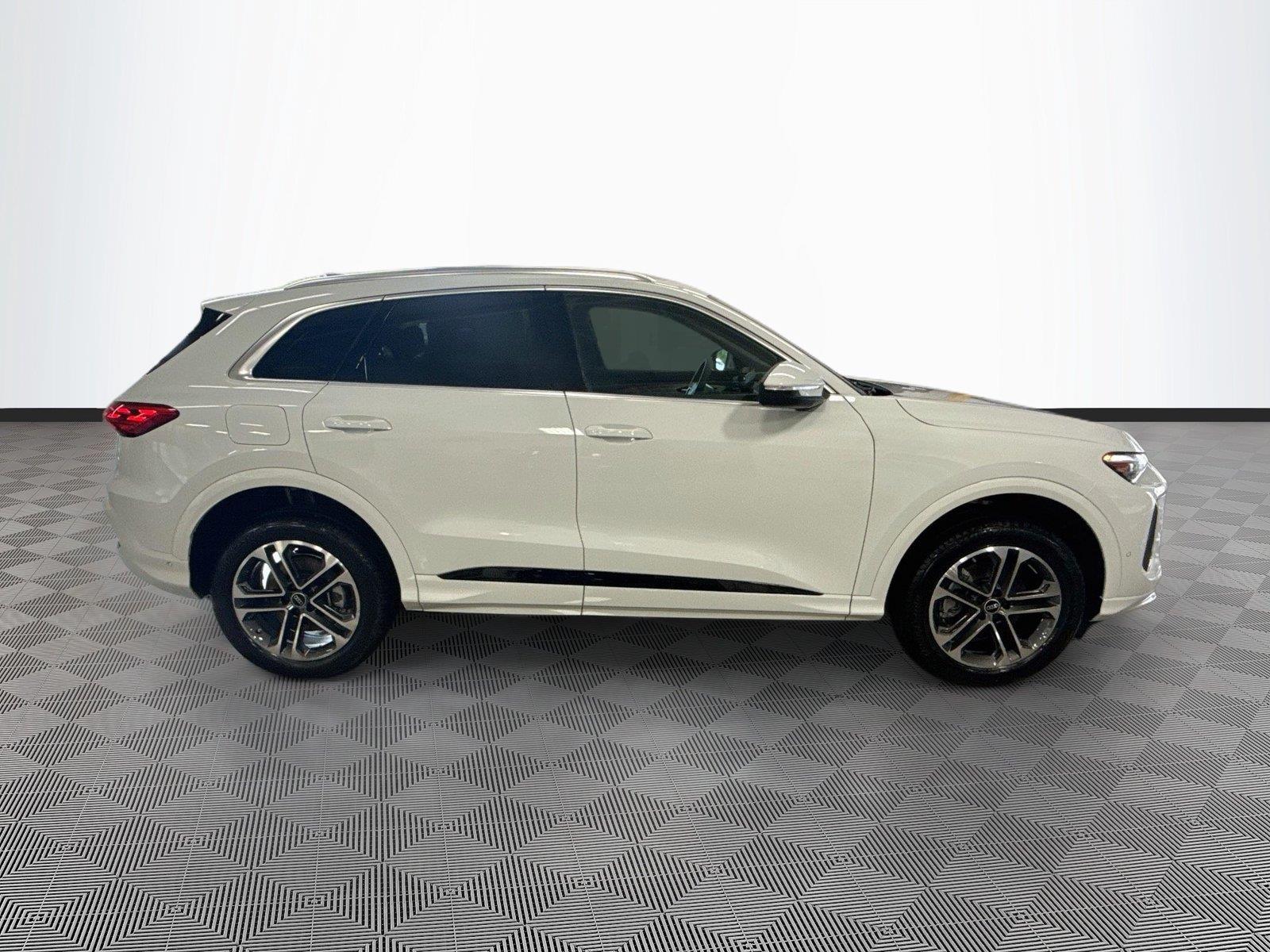 2026 Audi Q5 Premium Plus