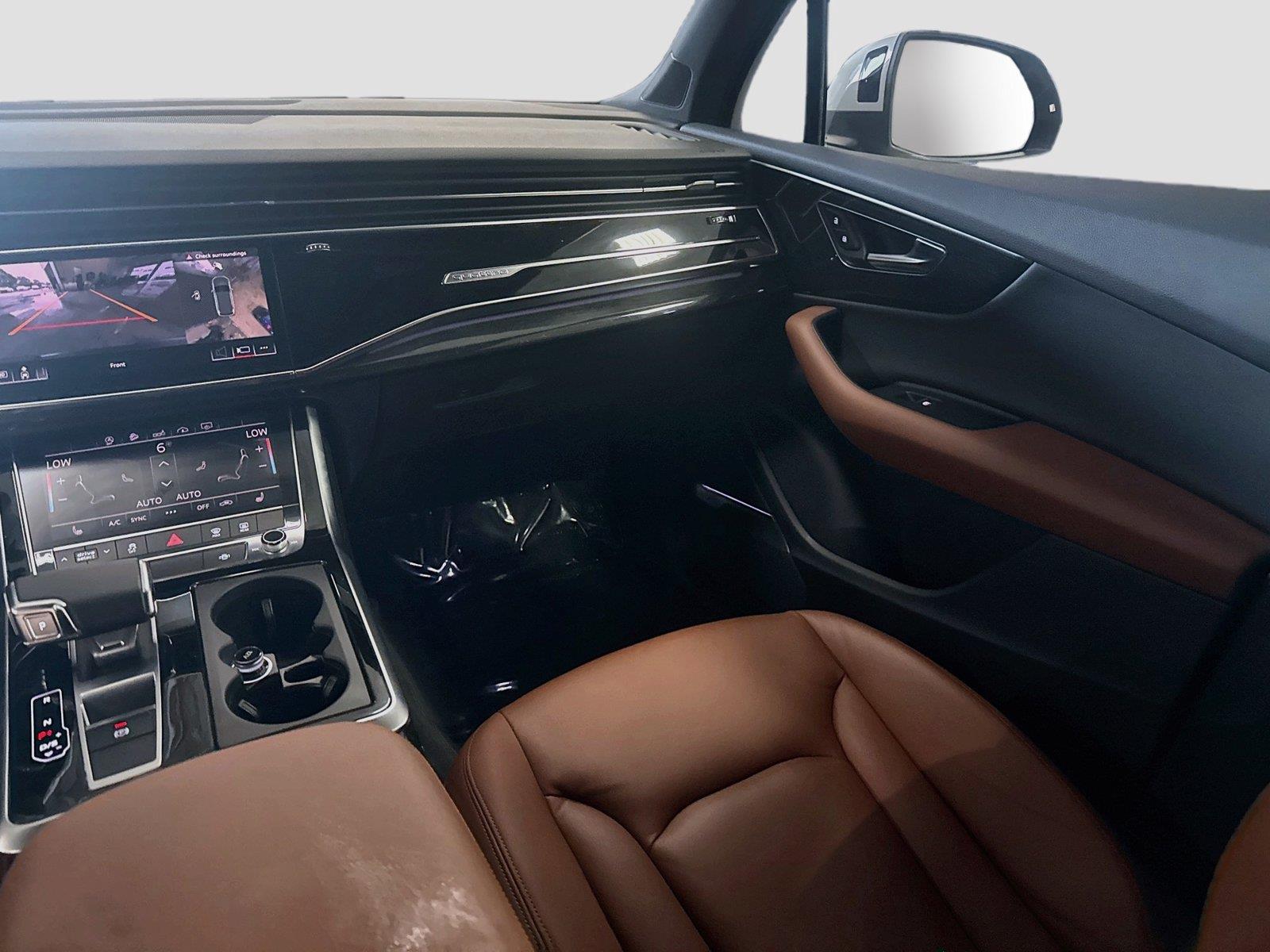 2020 Audi Q7 Premium Plus