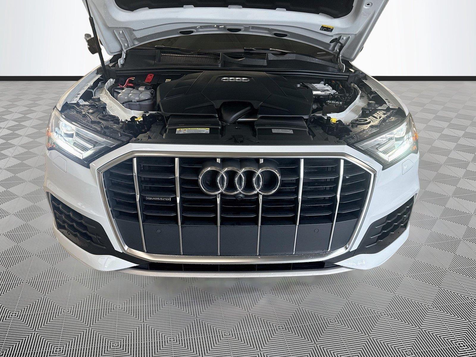 2020 Audi Q7 Premium Plus
