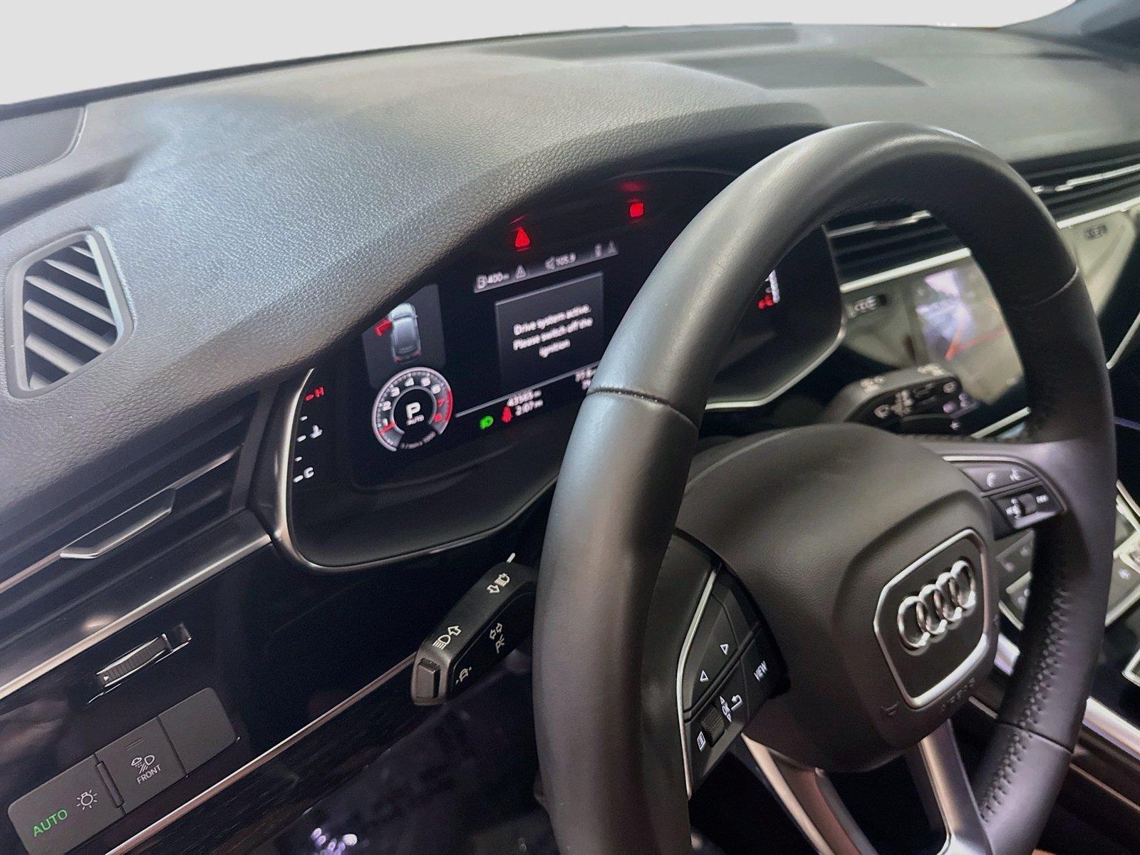 2020 Audi Q7 Premium Plus