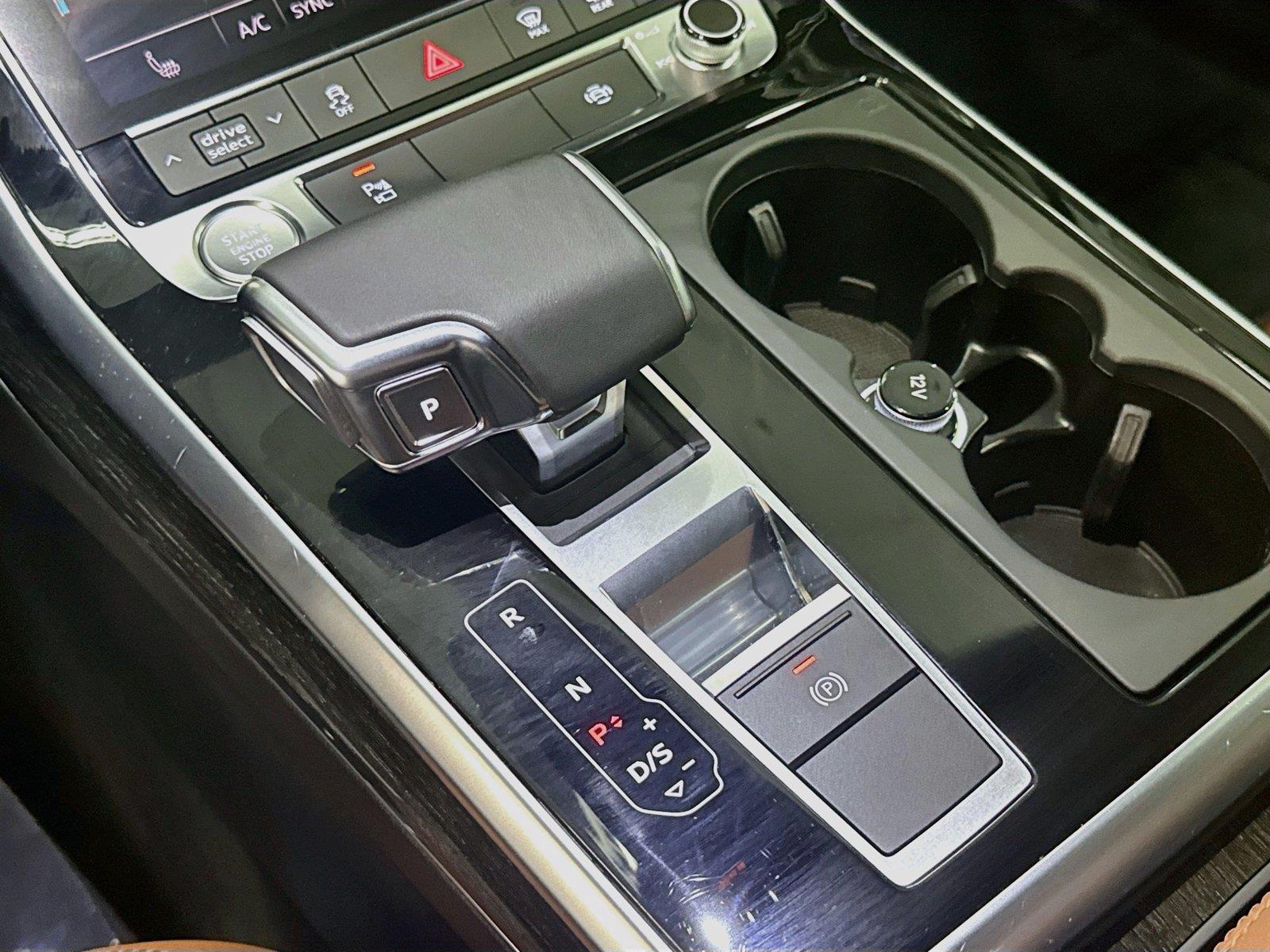 2020 Audi Q7 Premium Plus