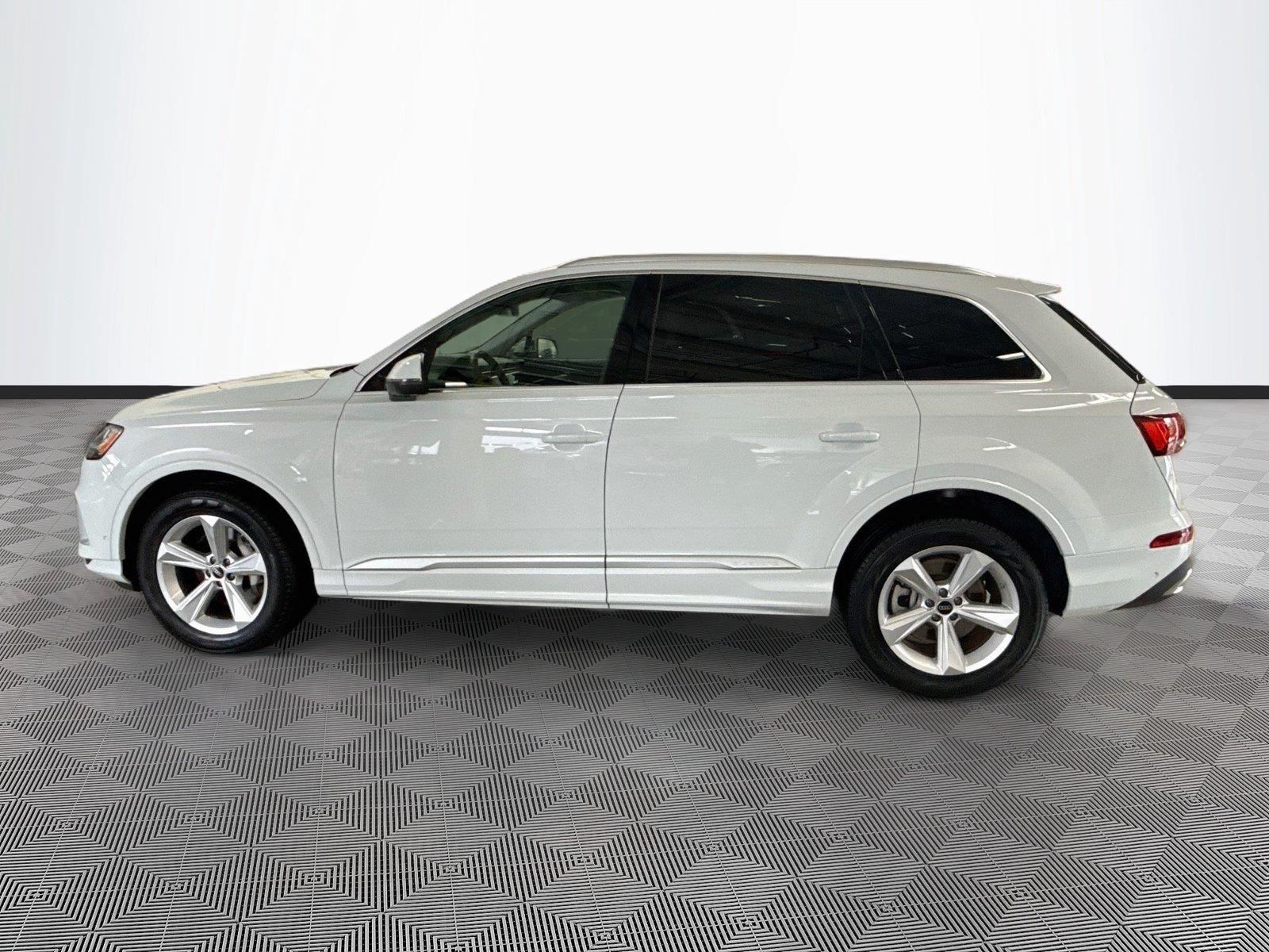 2023 Audi Q7 Premium