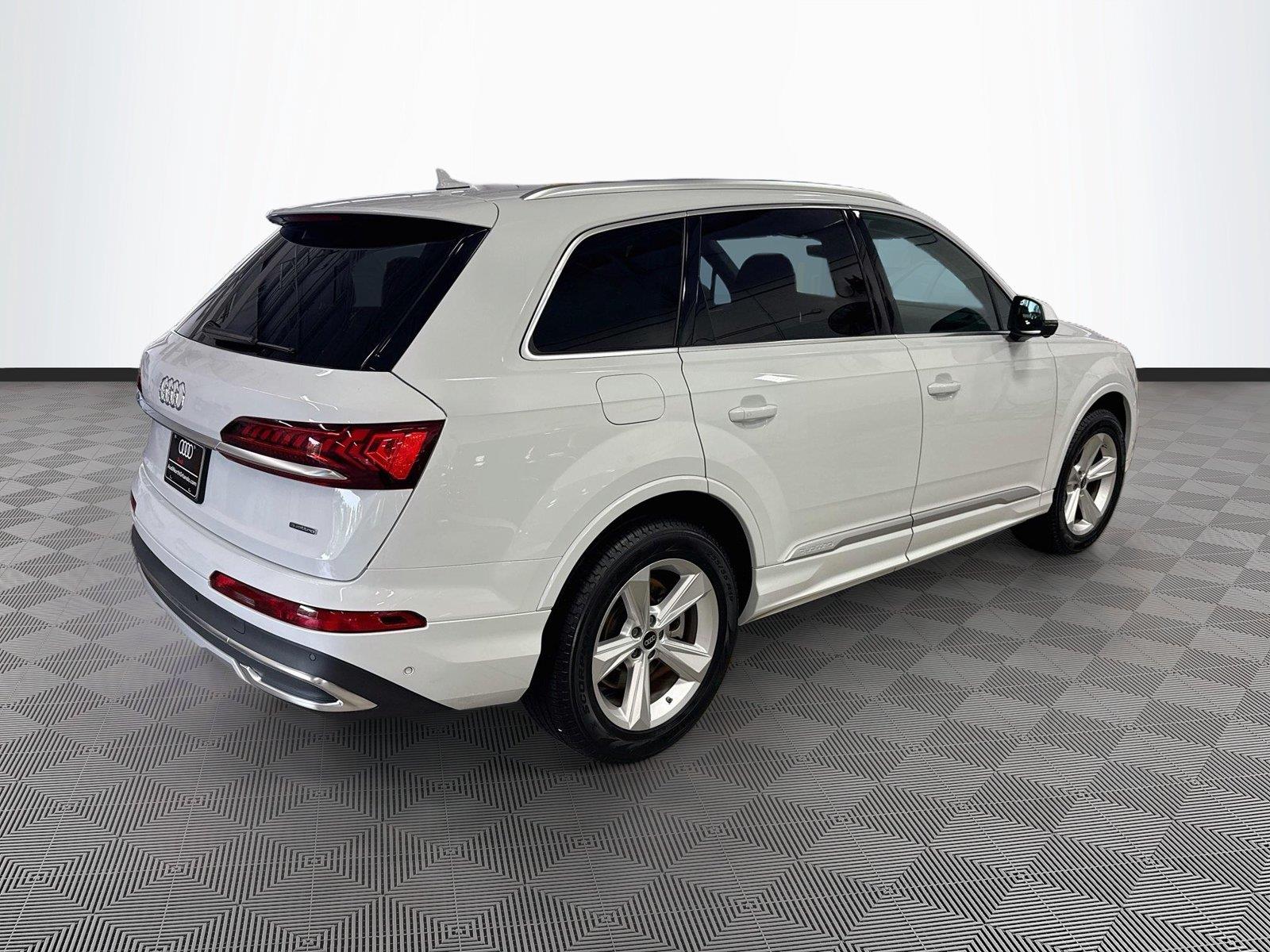 2023 Audi Q7 Premium