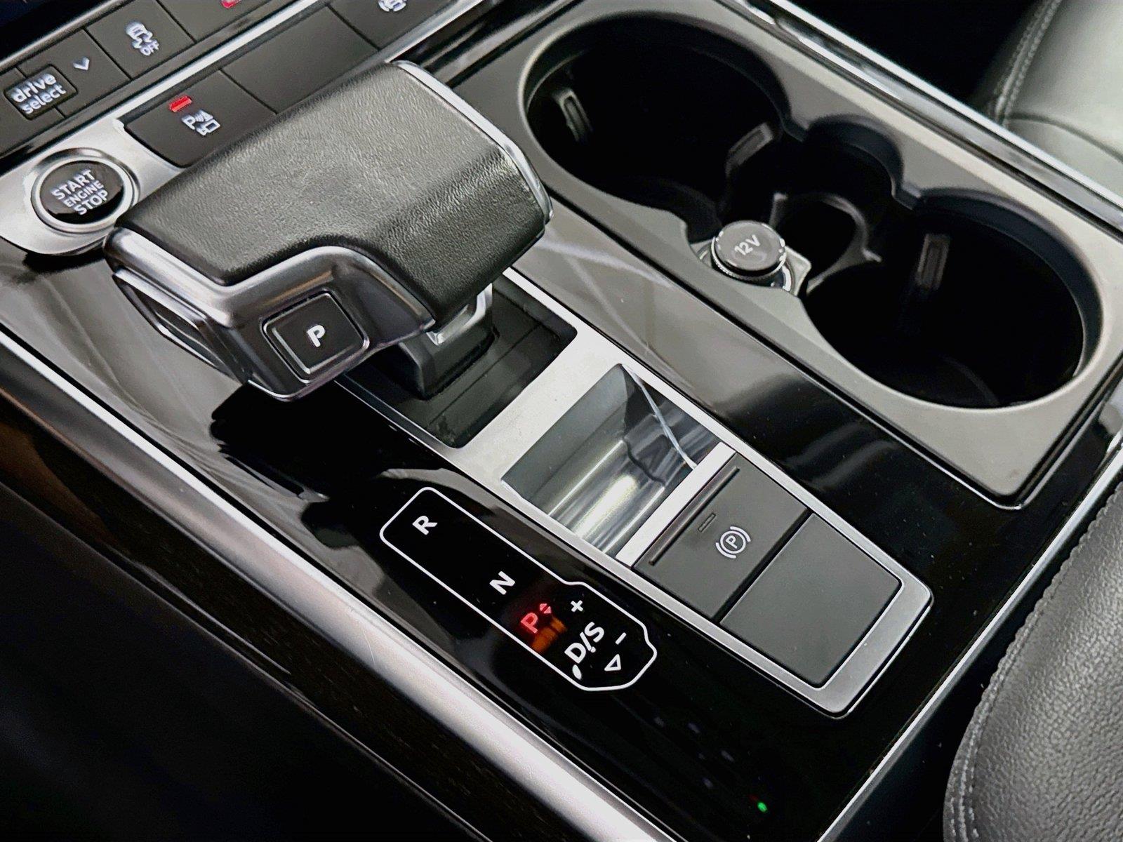 2023 Audi Q7 Premium