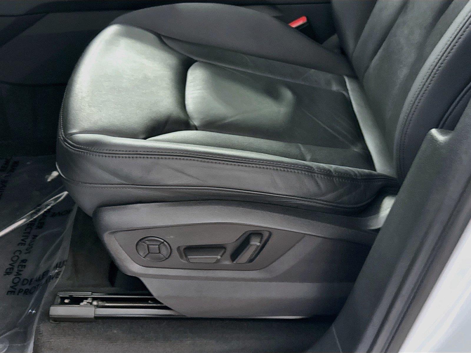 2023 Audi Q7 Premium