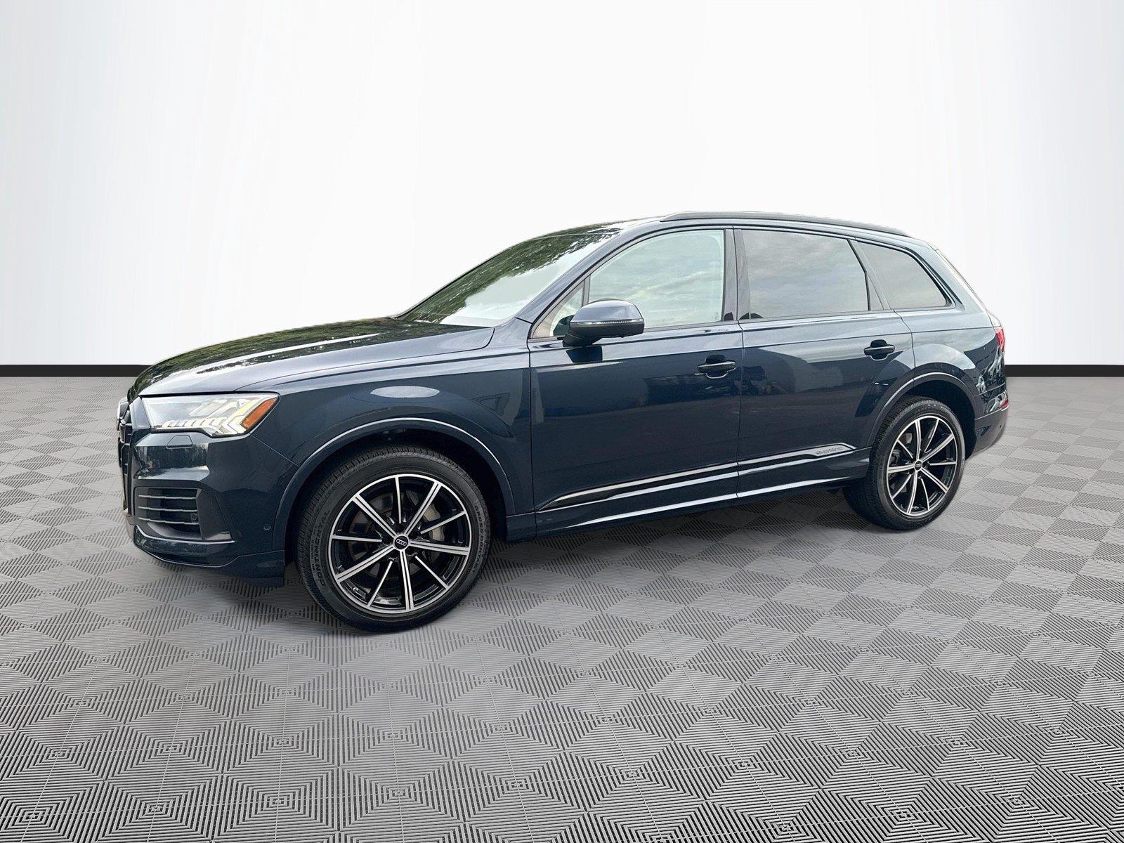 2023 Audi Q7 Premium Plus