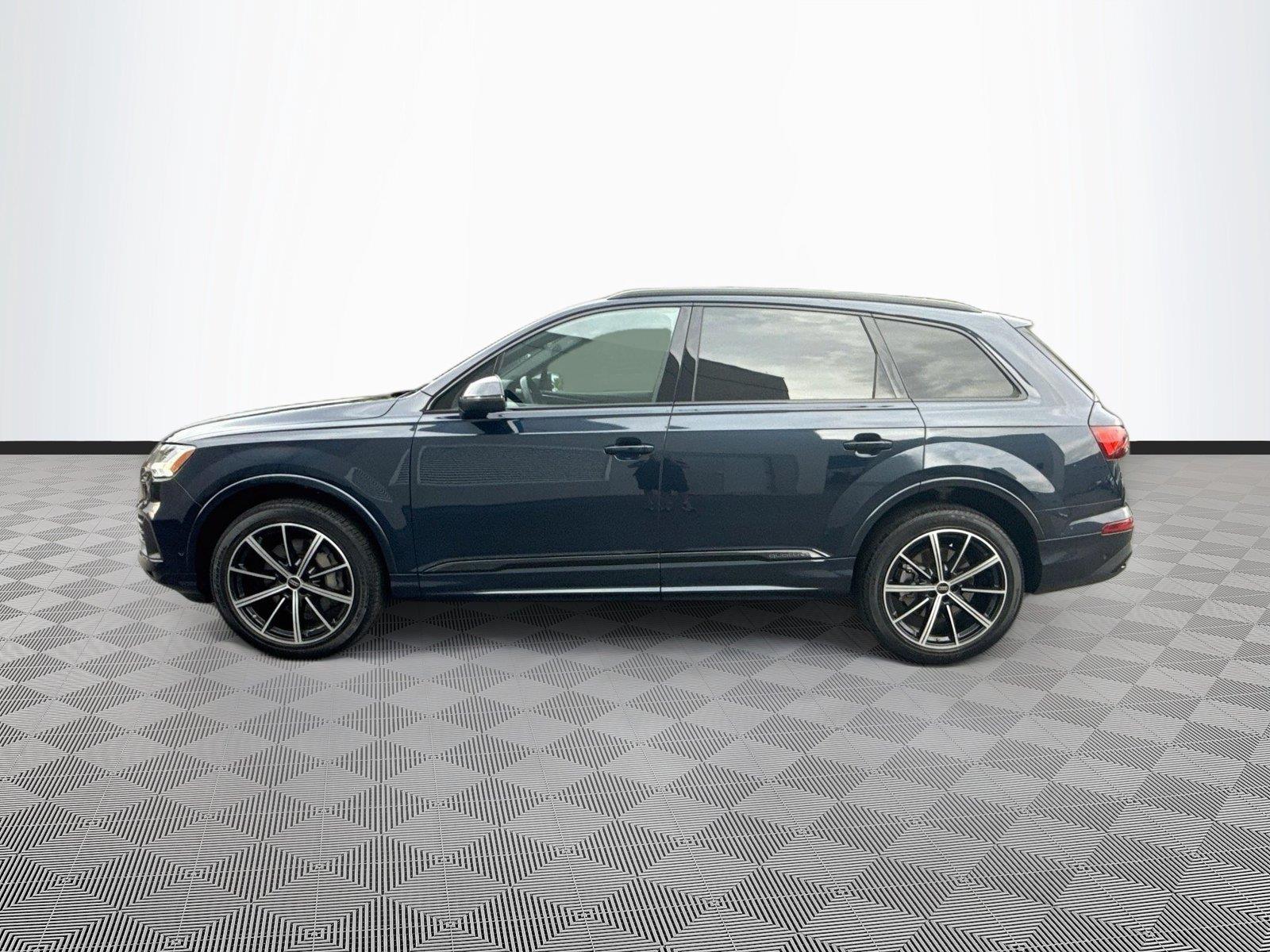 2023 Audi Q7 Premium Plus