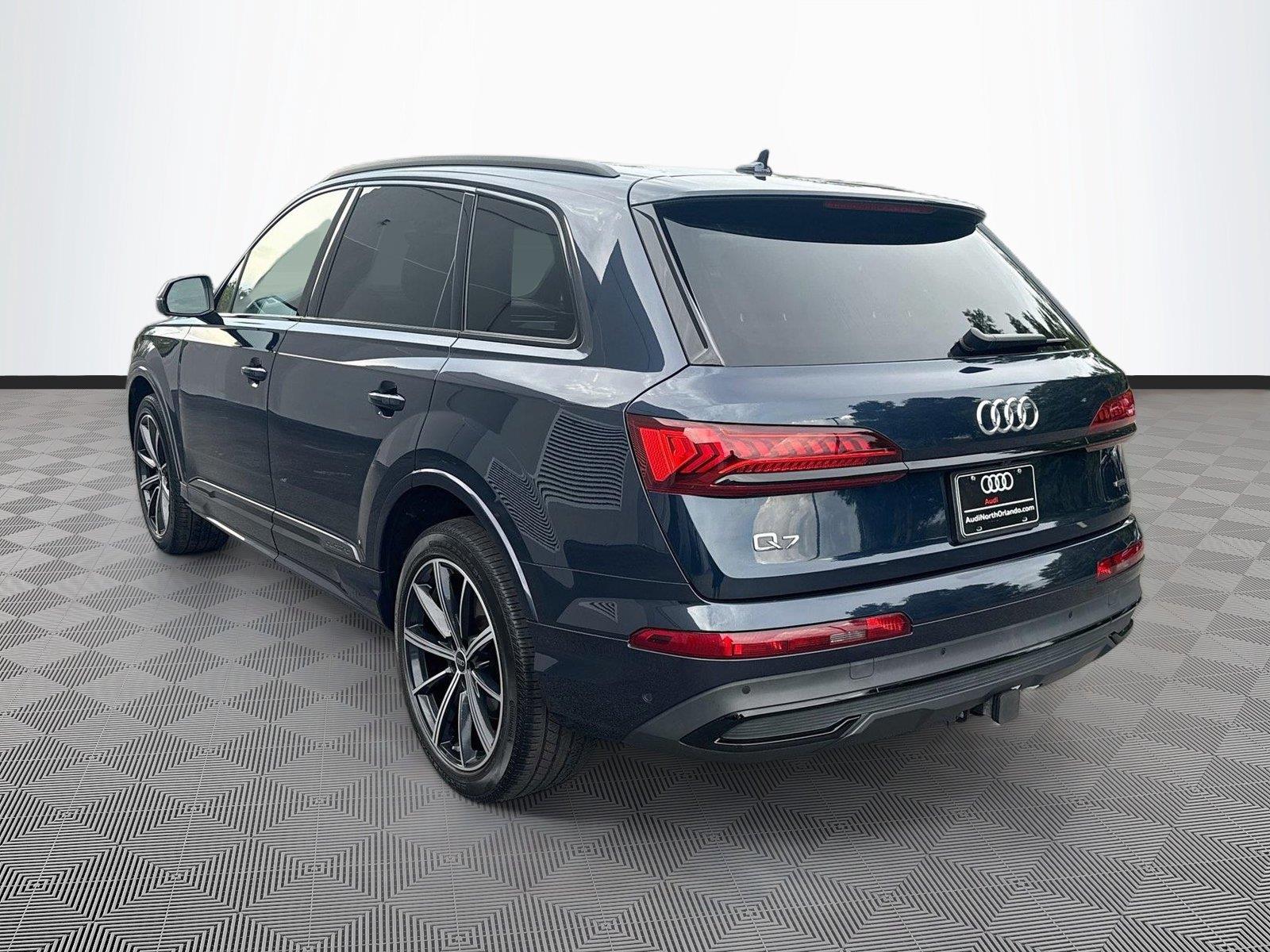 2023 Audi Q7 Premium Plus