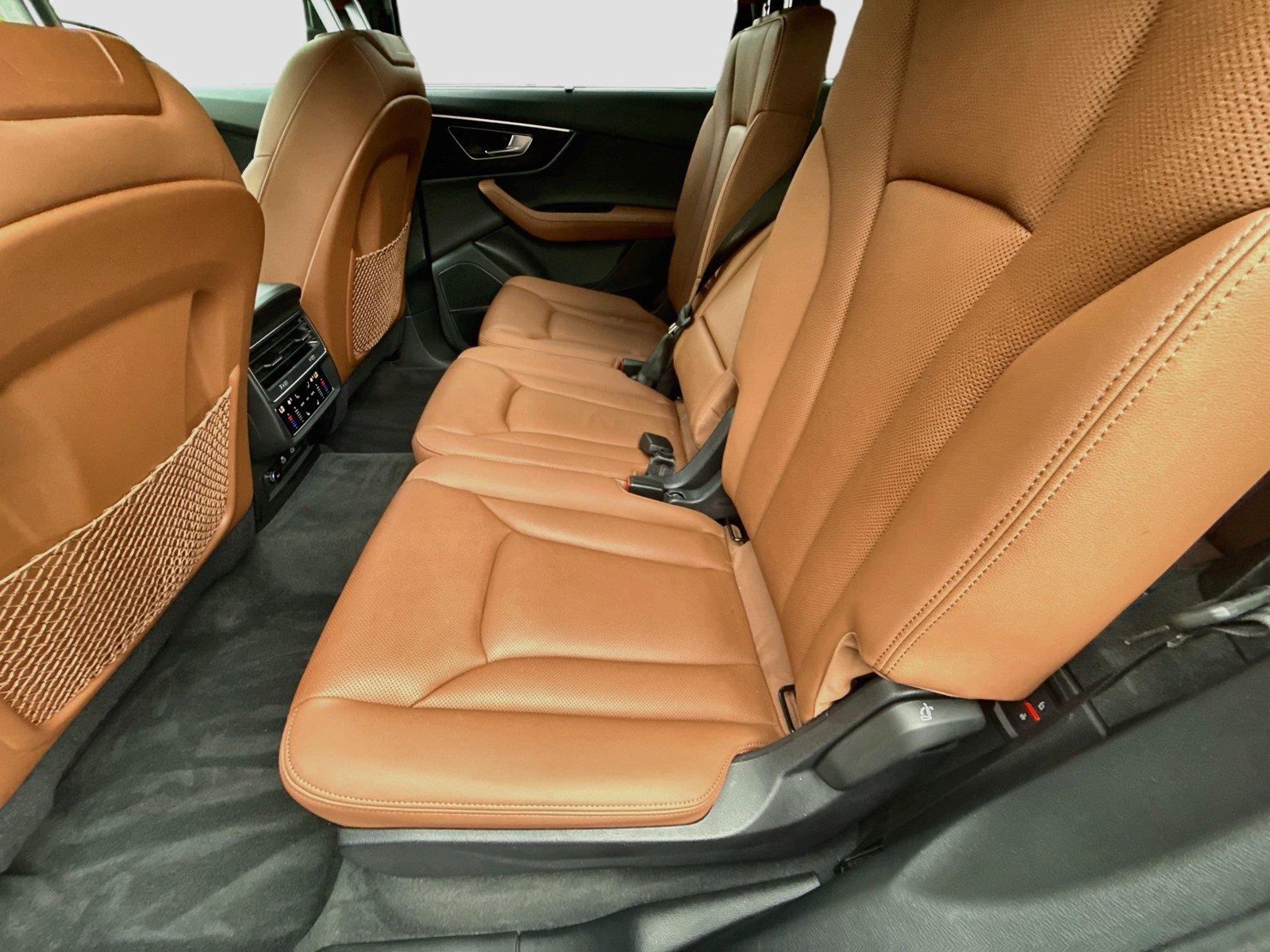 2023 Audi Q7 Premium Plus