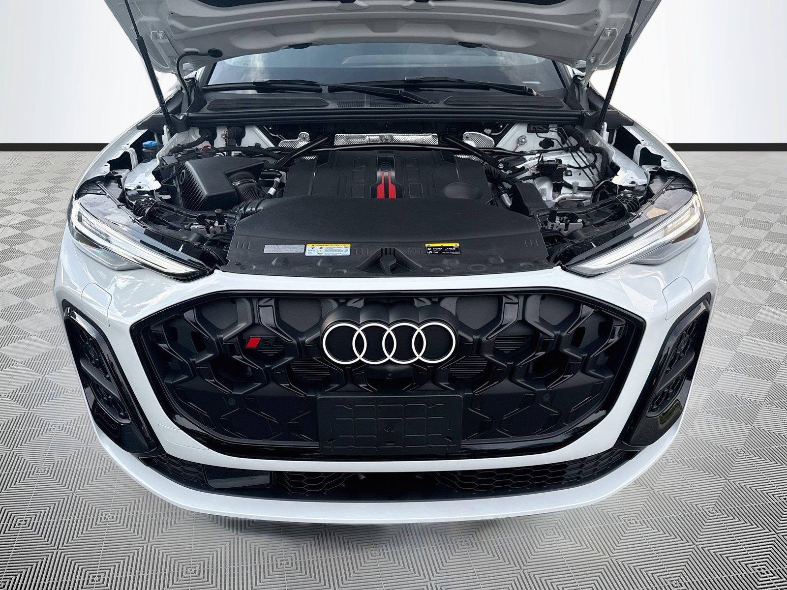 2026 Audi SQ5 Premium Plus