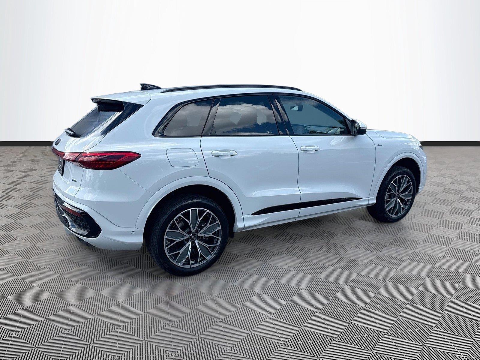 2026 Audi Q5 Premium Plus