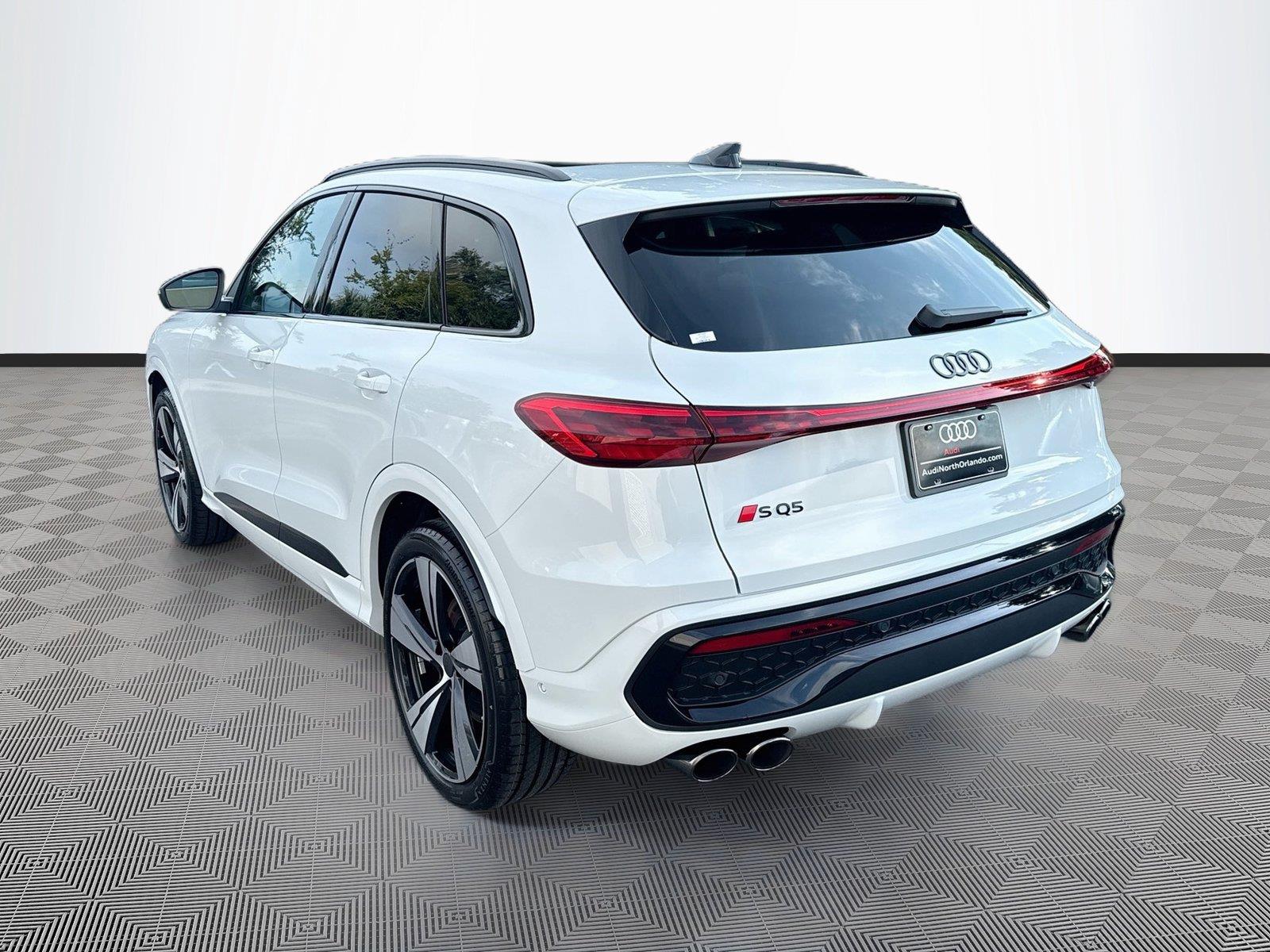 2026 Audi SQ5 Premium Plus