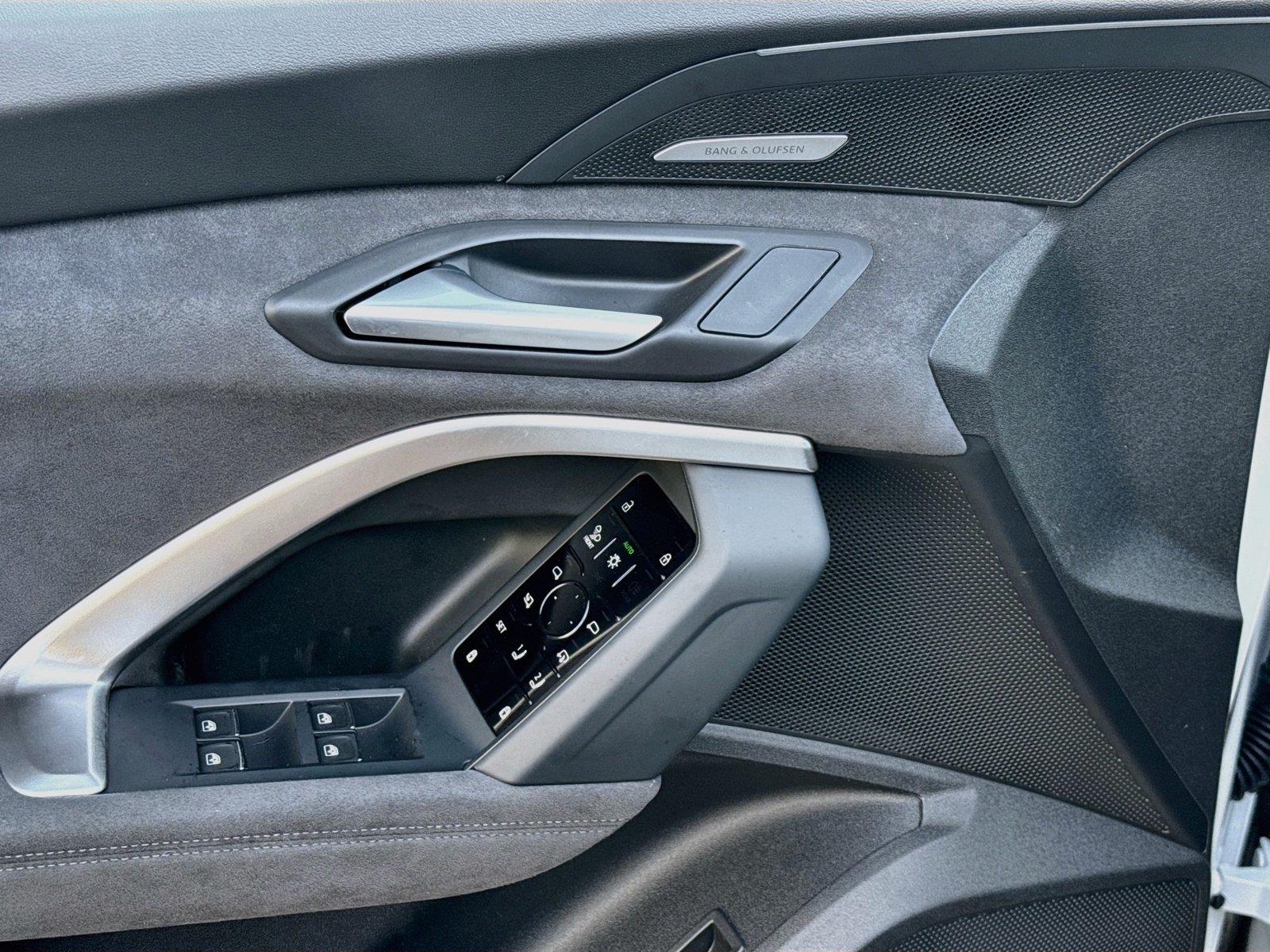 2026 Audi SQ5 Premium Plus