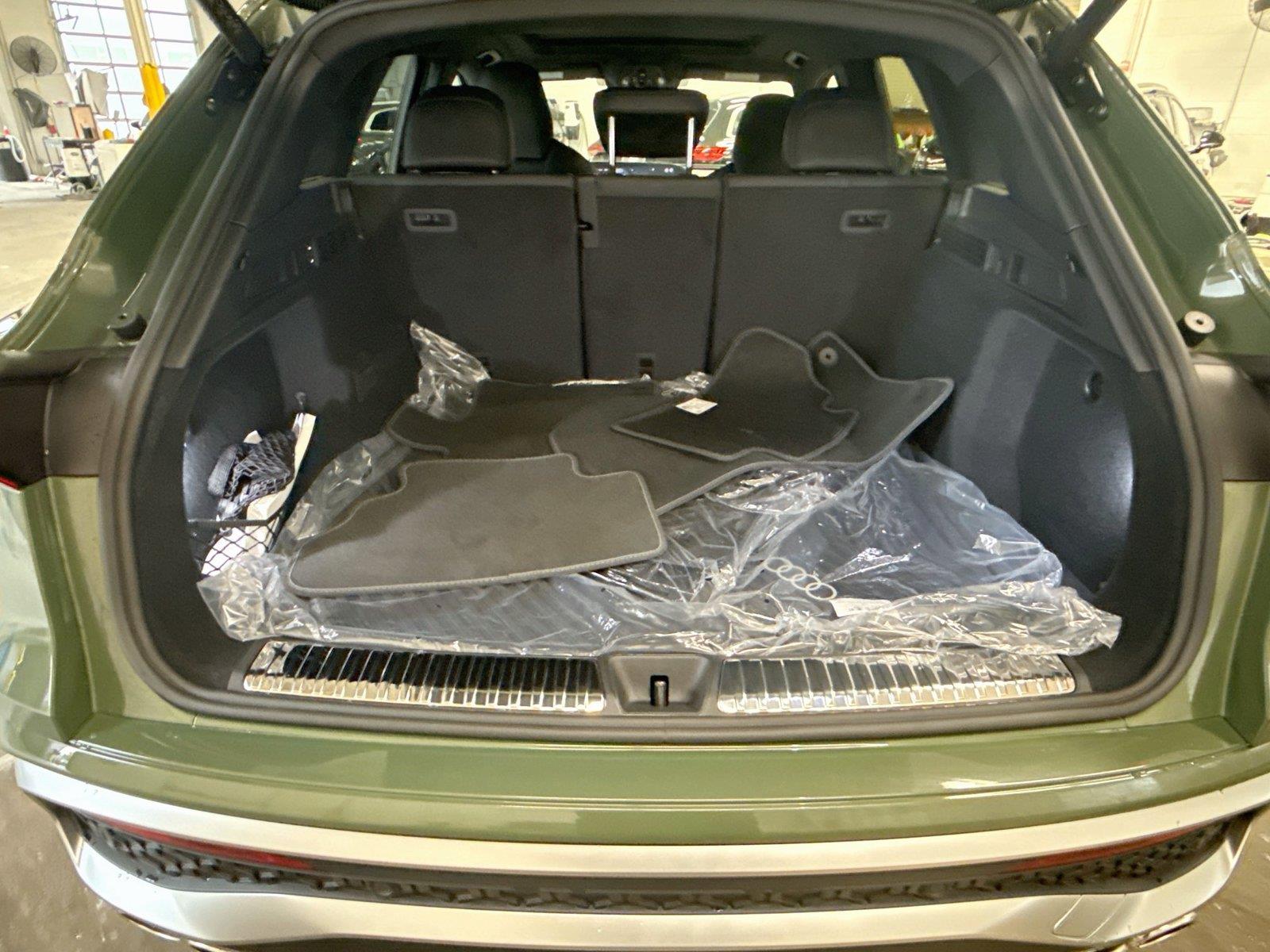 2026 Audi SQ5 Prestige