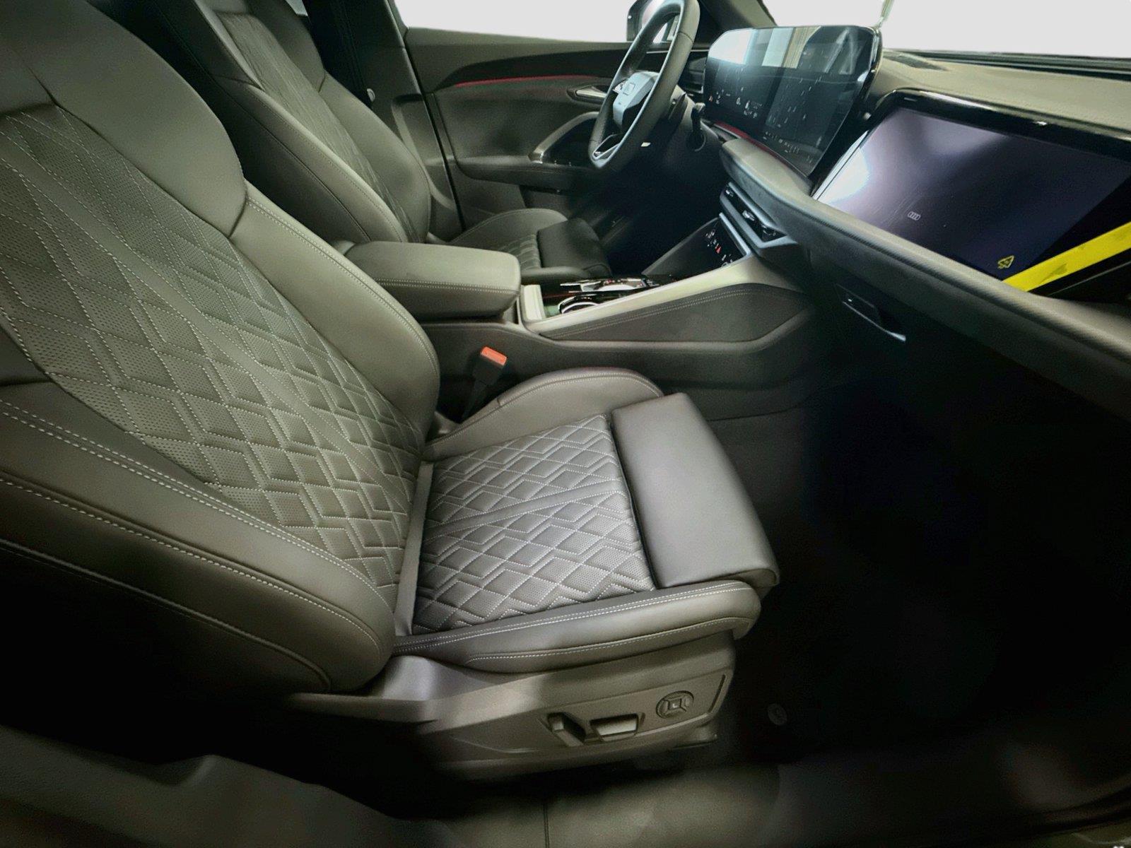 2026 Audi SQ5 Prestige
