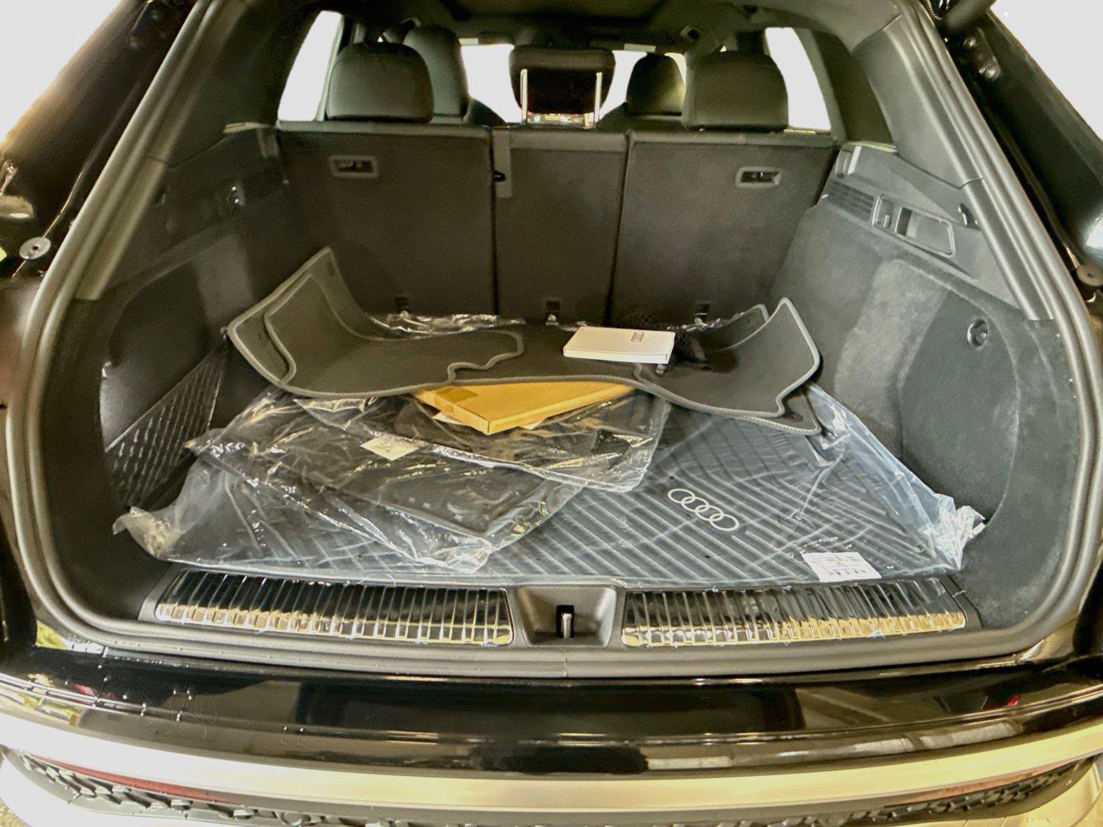 2026 Audi SQ5 Premium Plus