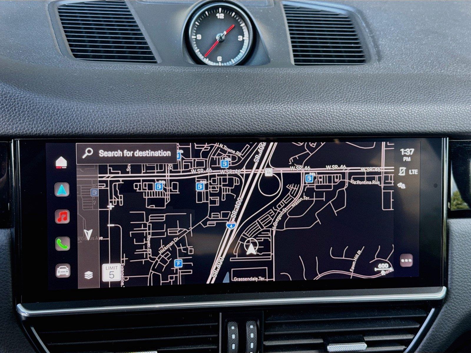 2023 Porsche Cayenne Platinum Edition