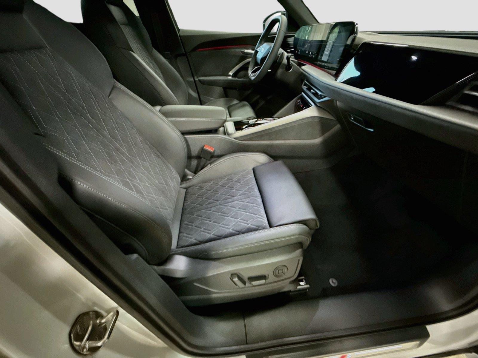2026 Audi SQ5 Premium Plus