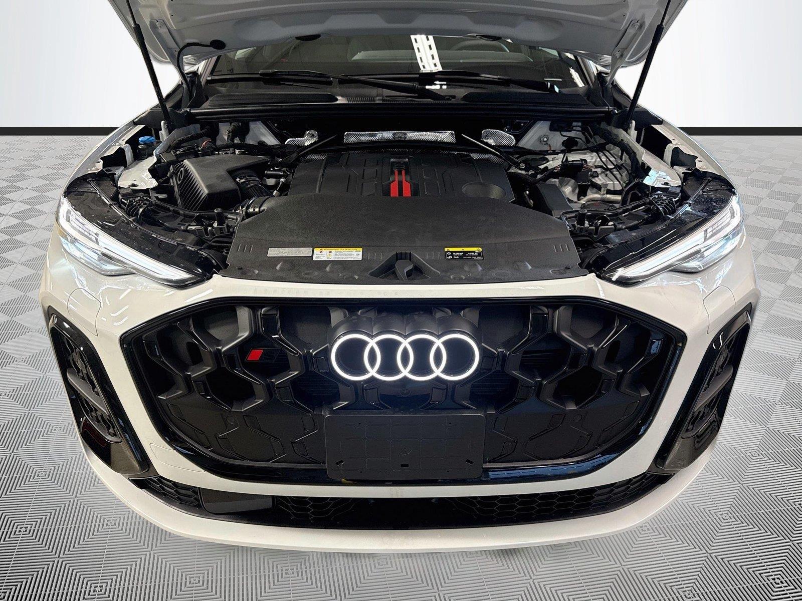 2026 Audi SQ5 Premium Plus