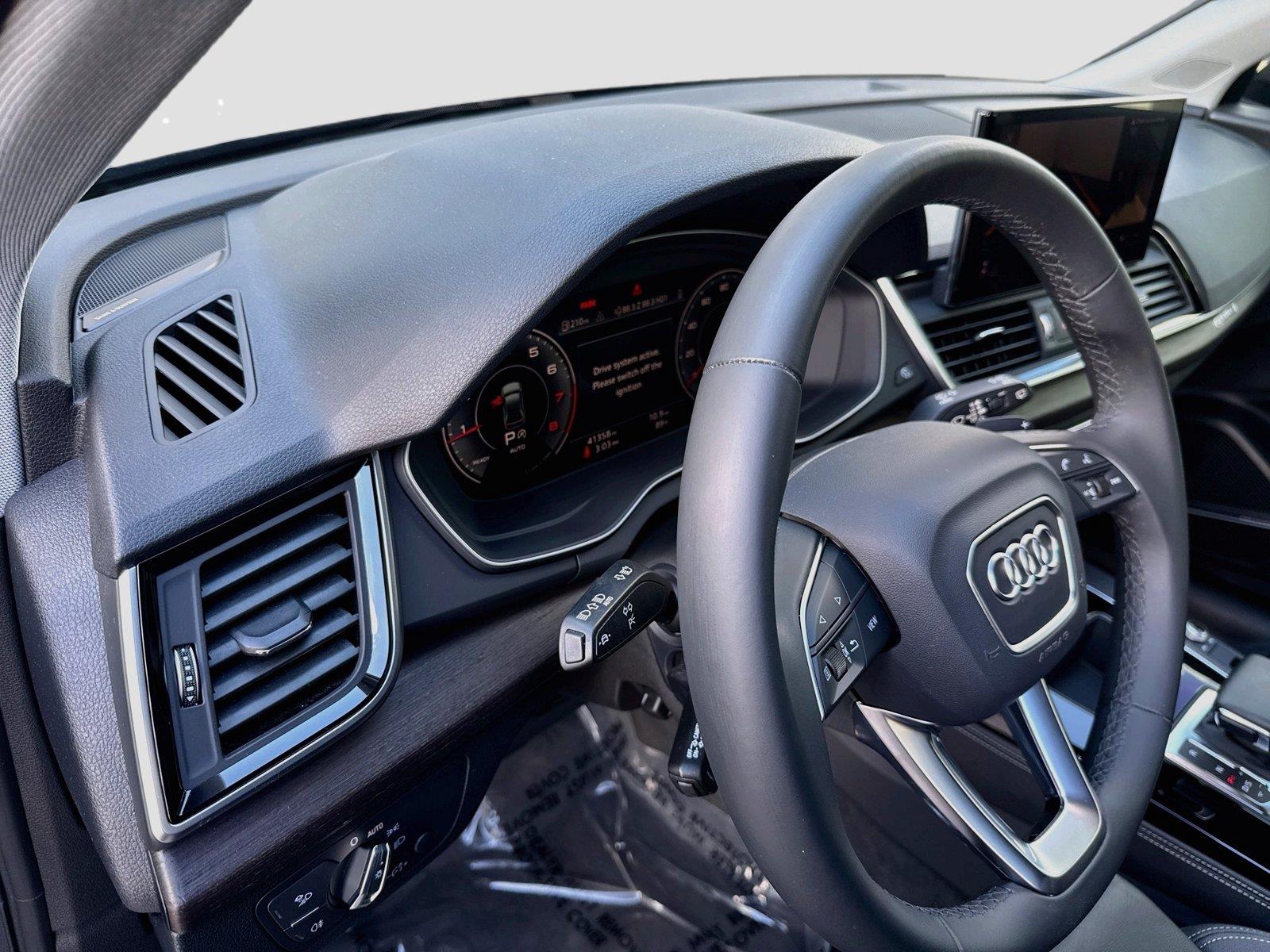 2024 Audi Q5 S line Premium Plus
