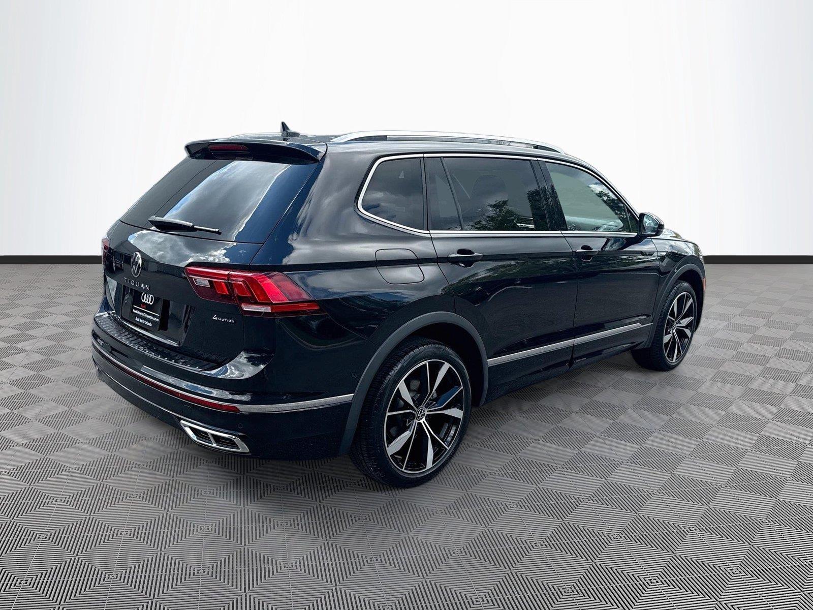 2024 Volkswagen Tiguan SEL R-Line