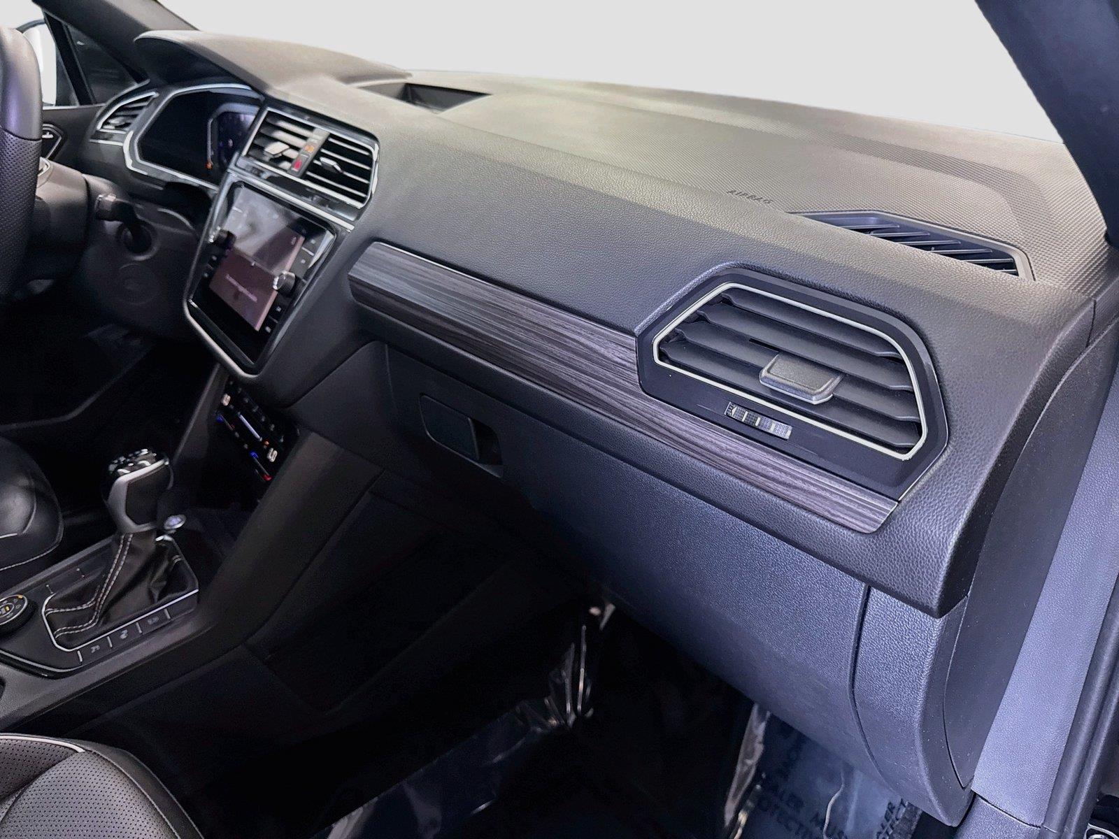 2024 Volkswagen Tiguan SEL R-Line